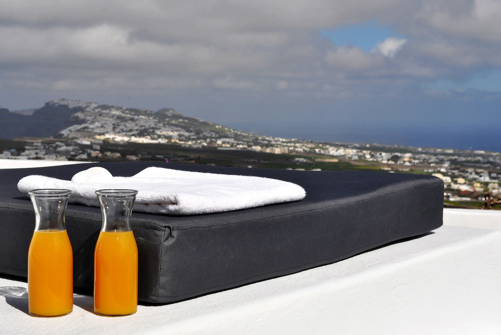 Nerti Suites