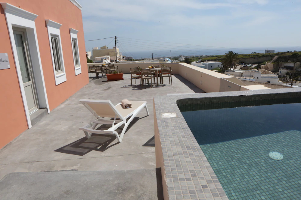 Nomikos Mansion