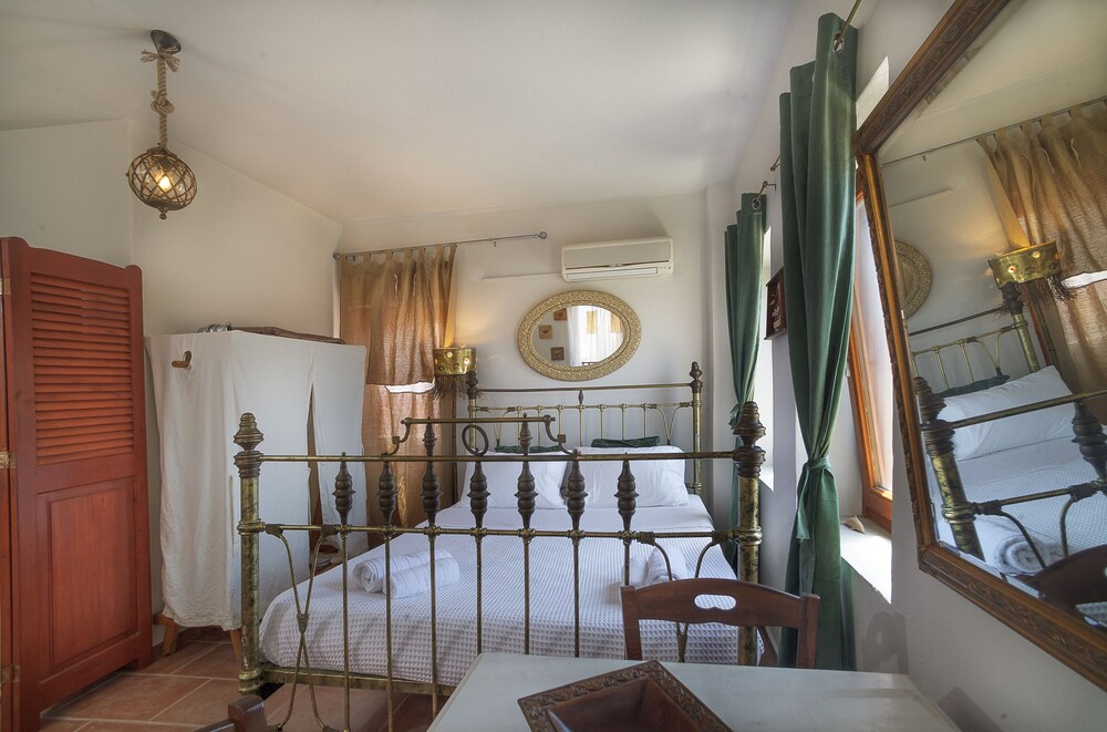 Rosepepper Villa