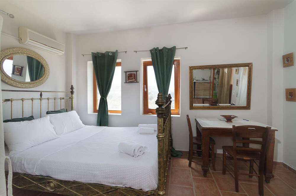 Rosepepper Villa