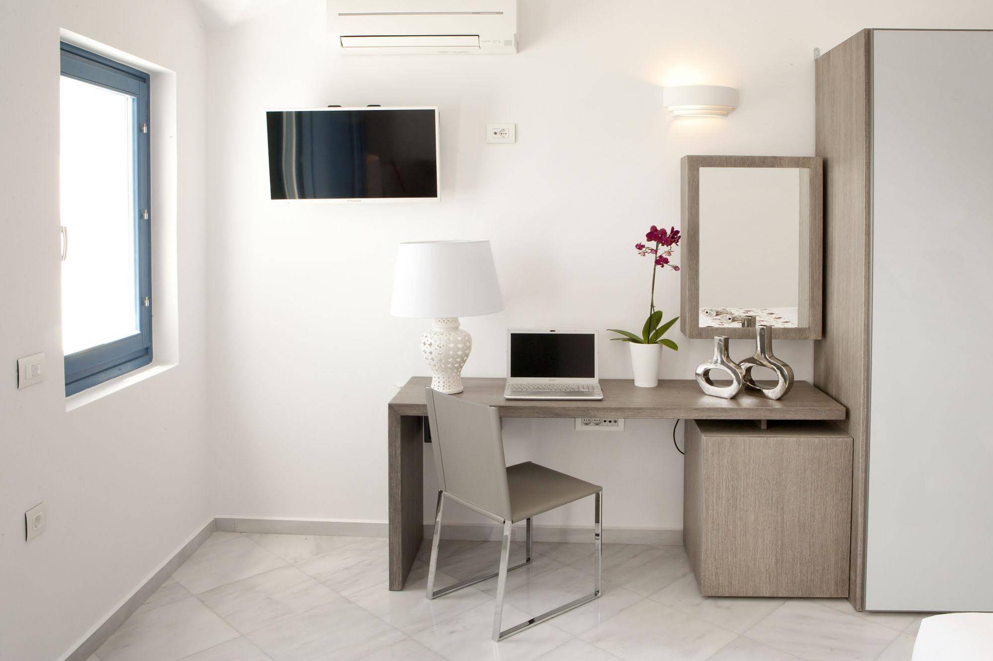 Anteliz Suites