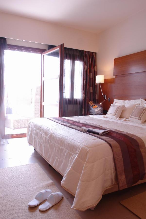 Aressana Spa Hotel and Suites
