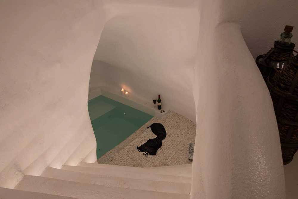 The Globe Suites