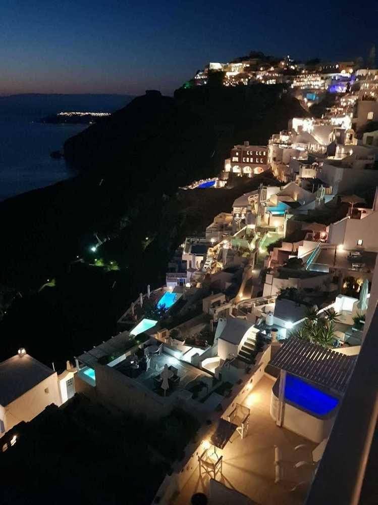 Iriana Apartments