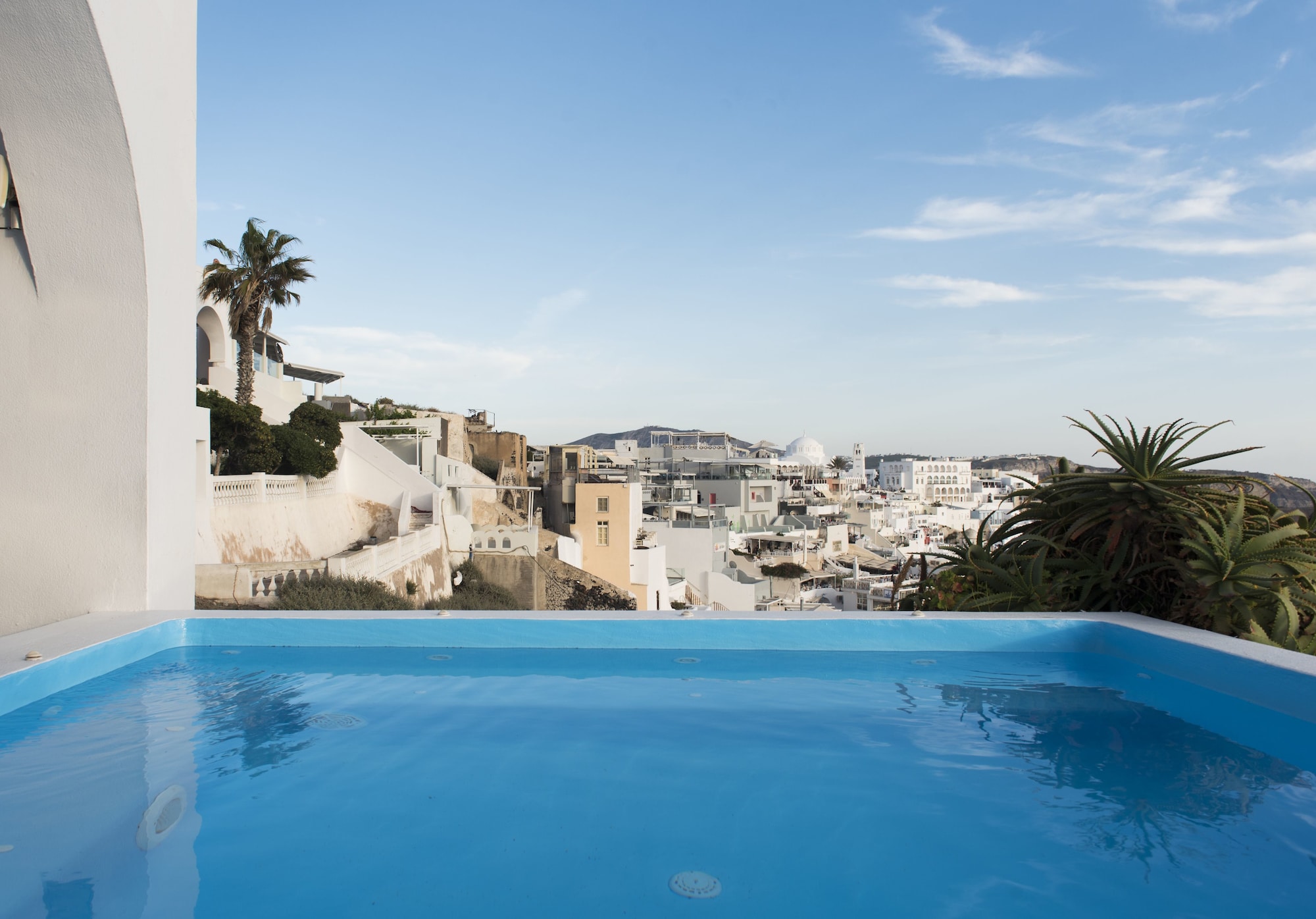 Kastro Suites