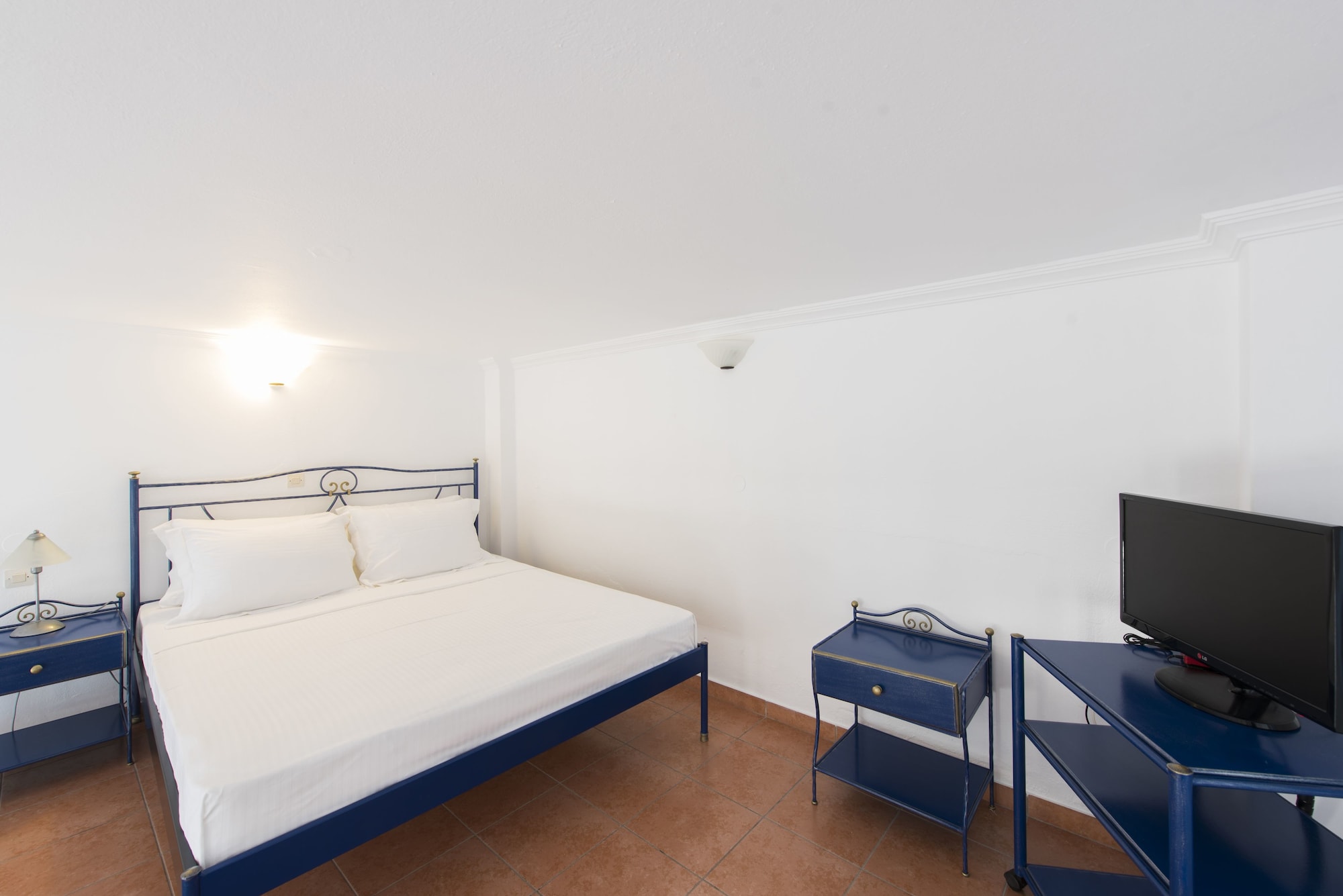 Kastro Suites