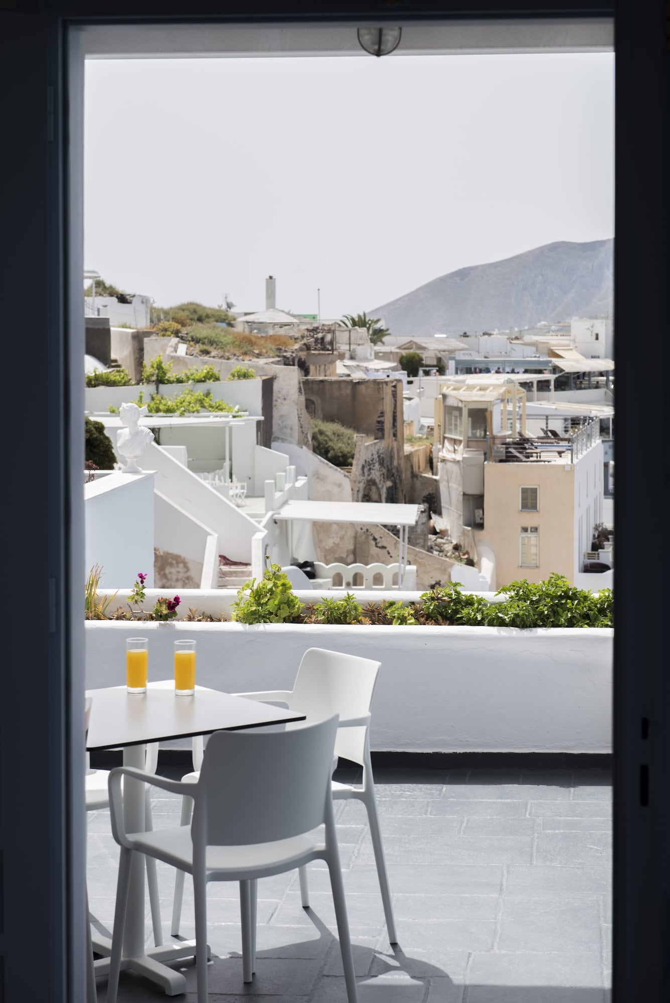 Kastro Suites