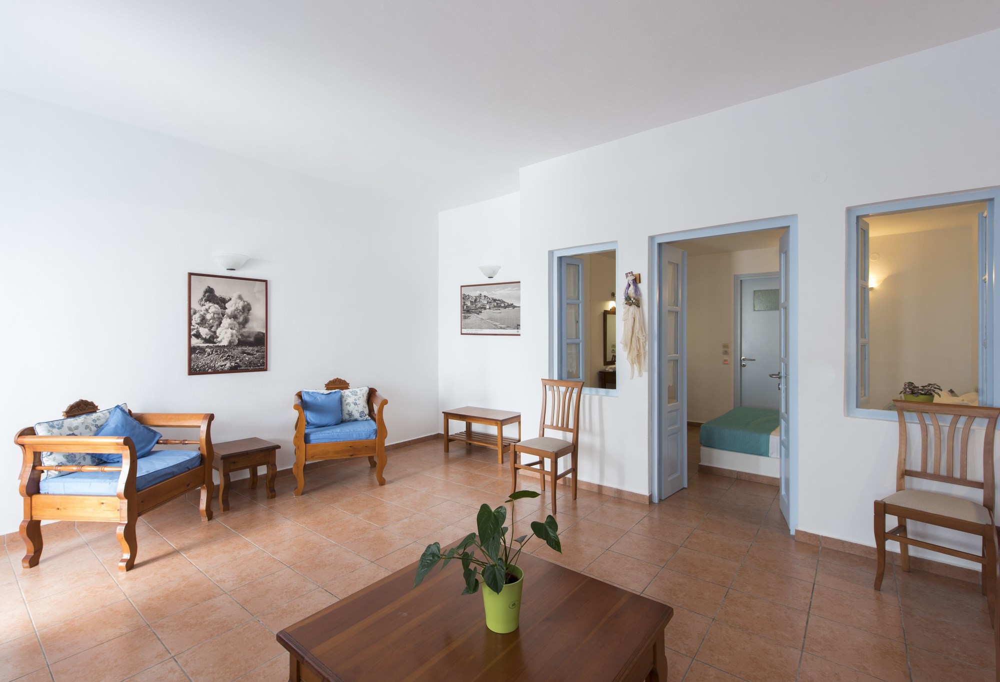 Kastro Suites