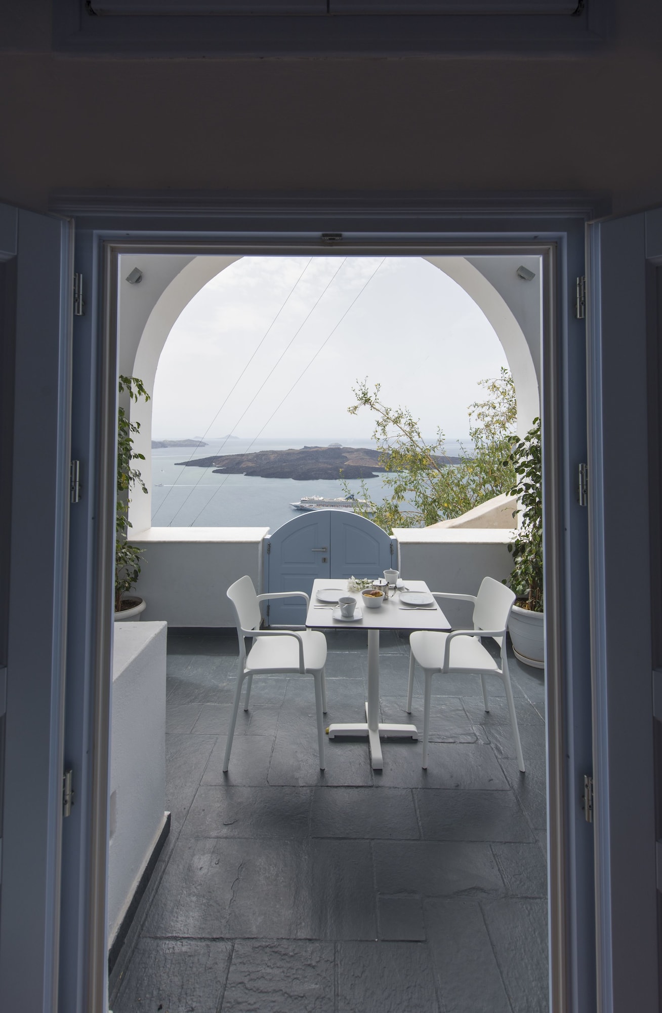 Kastro Suites