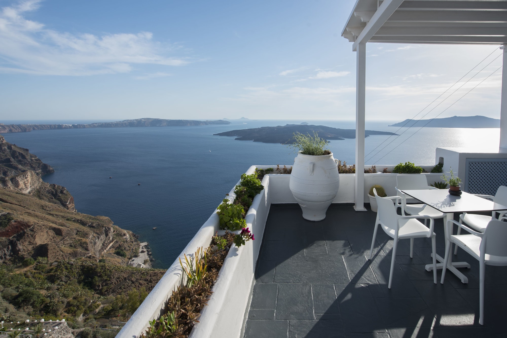 Kastro Suites