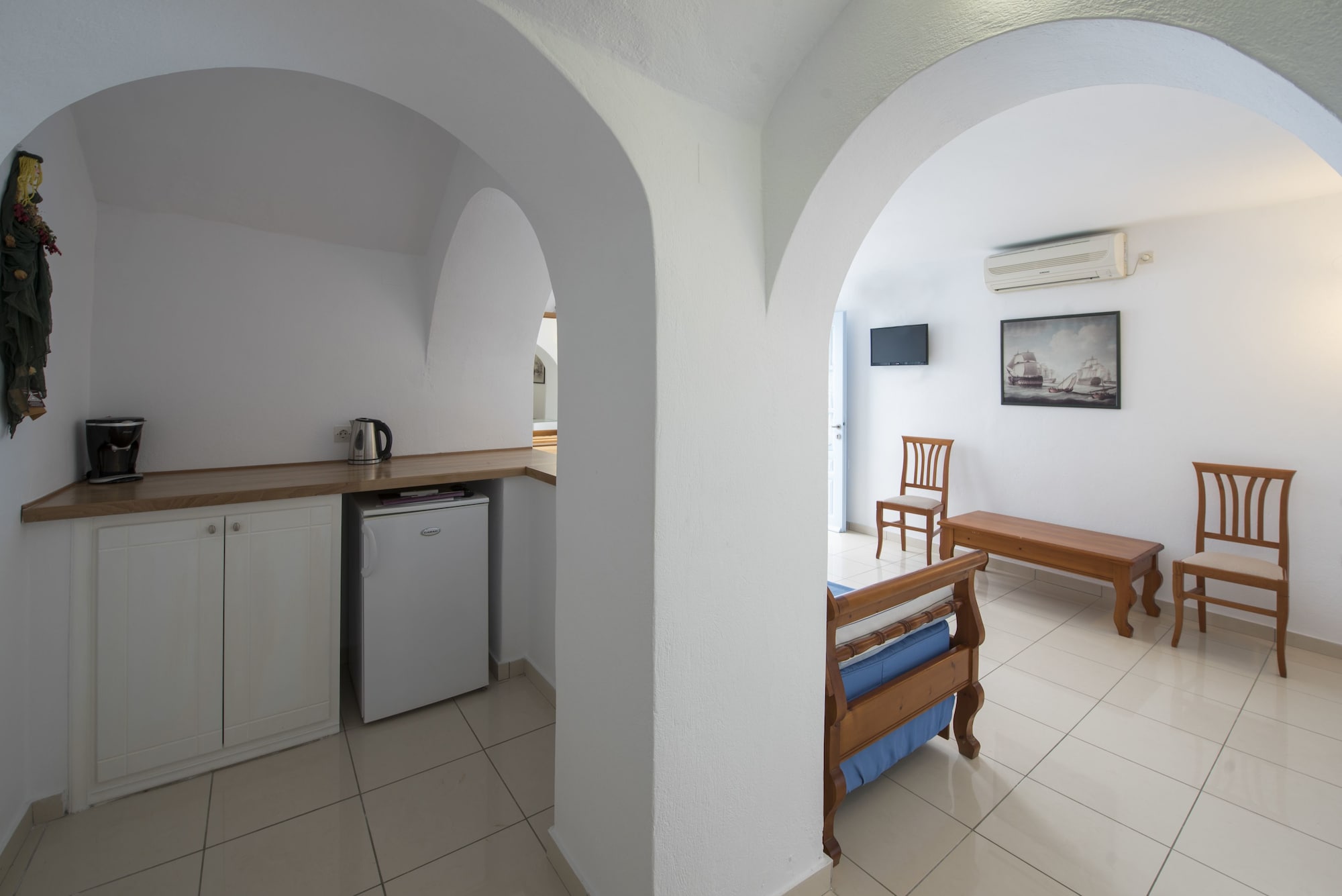 Kastro Suites