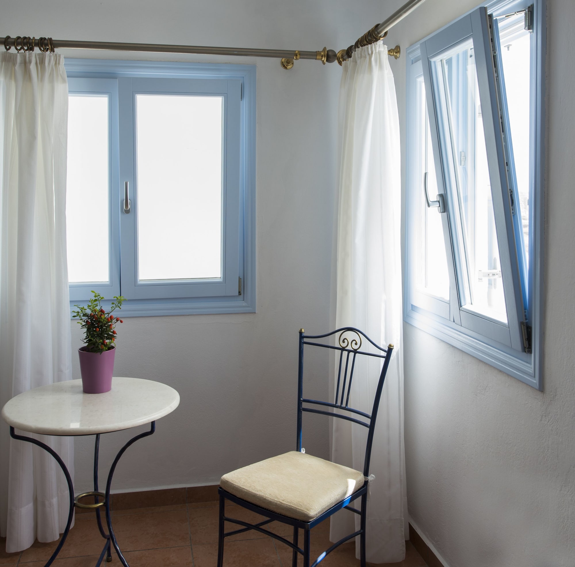Kastro Suites