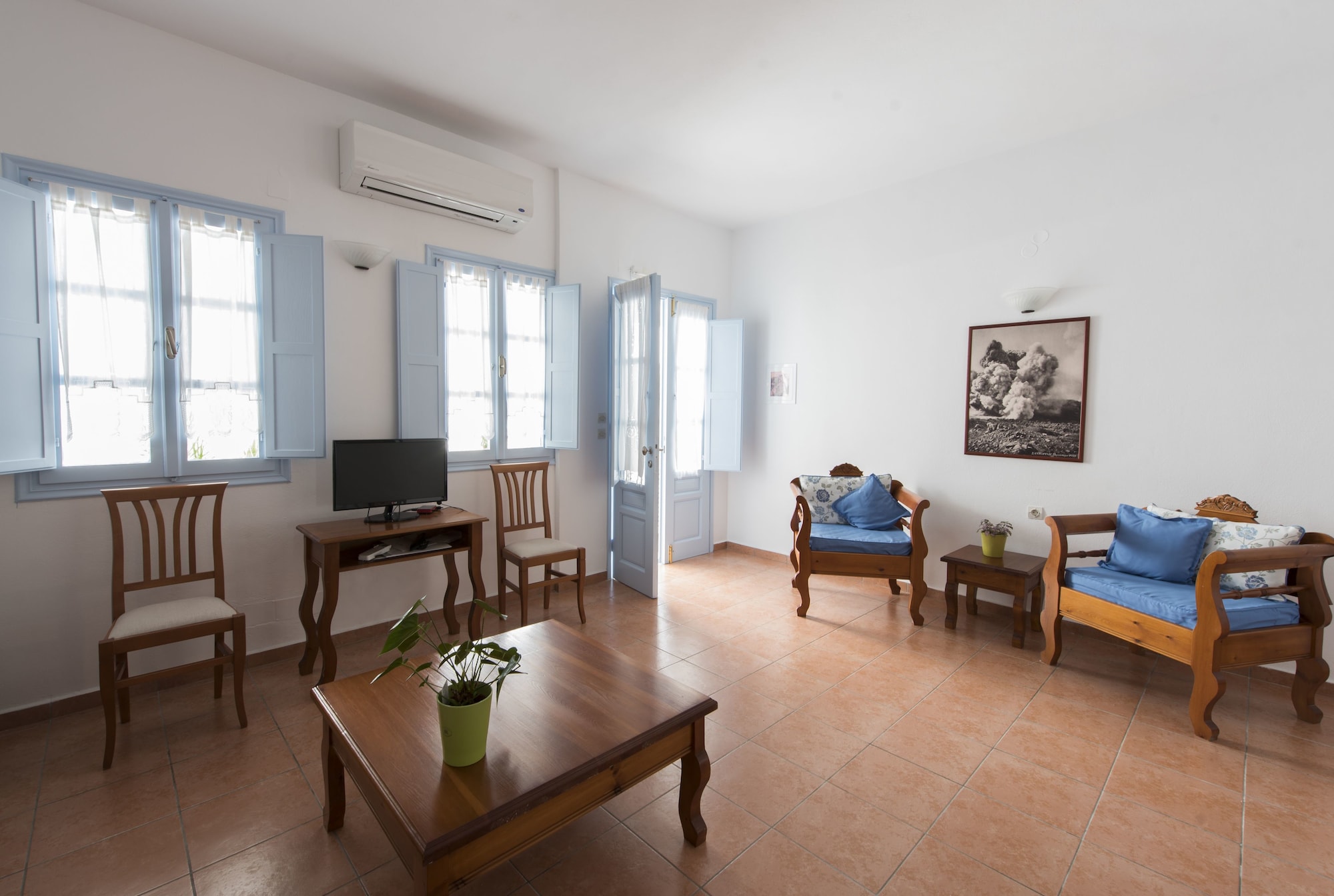 Kastro Suites