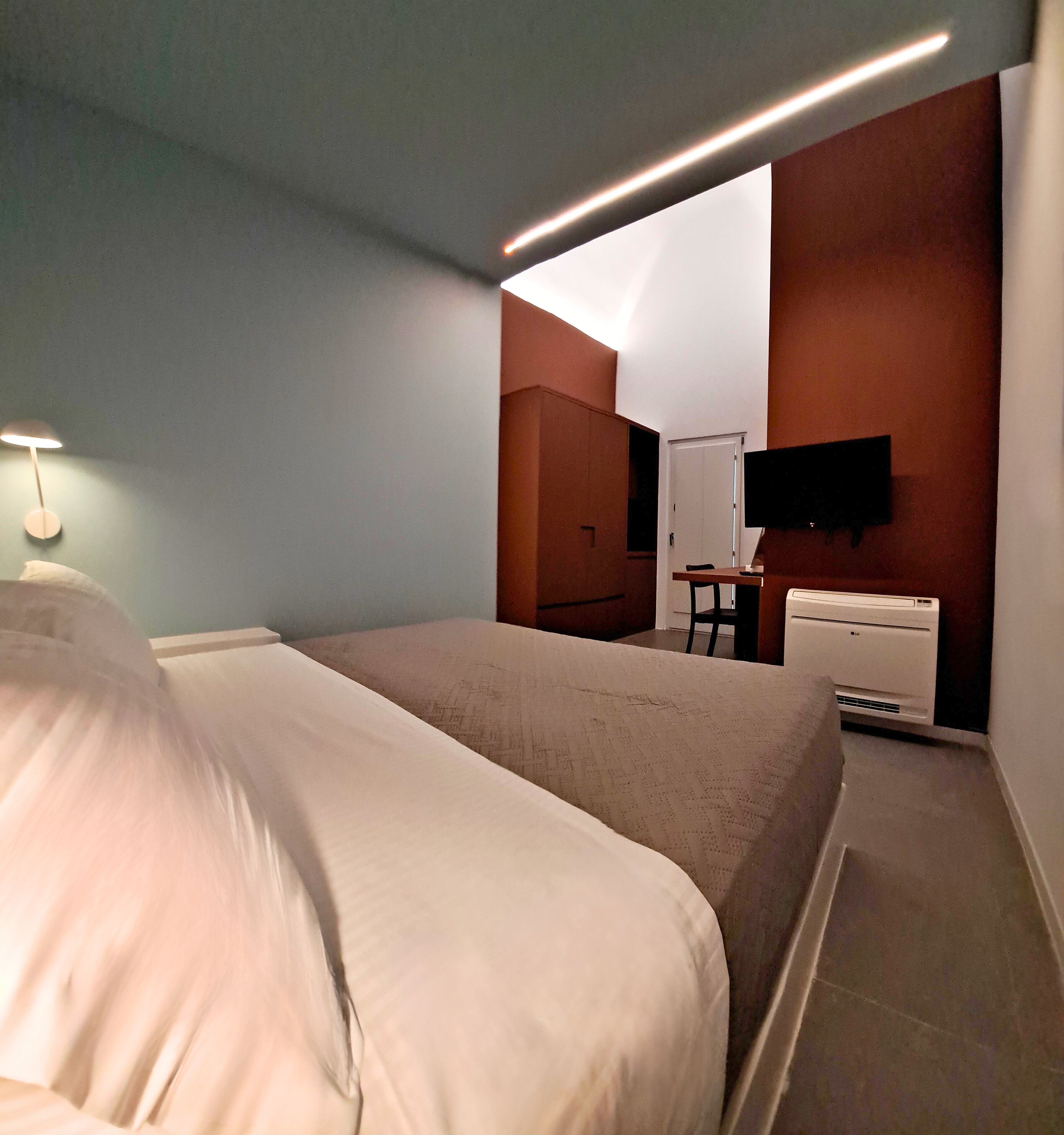 Neo Suites