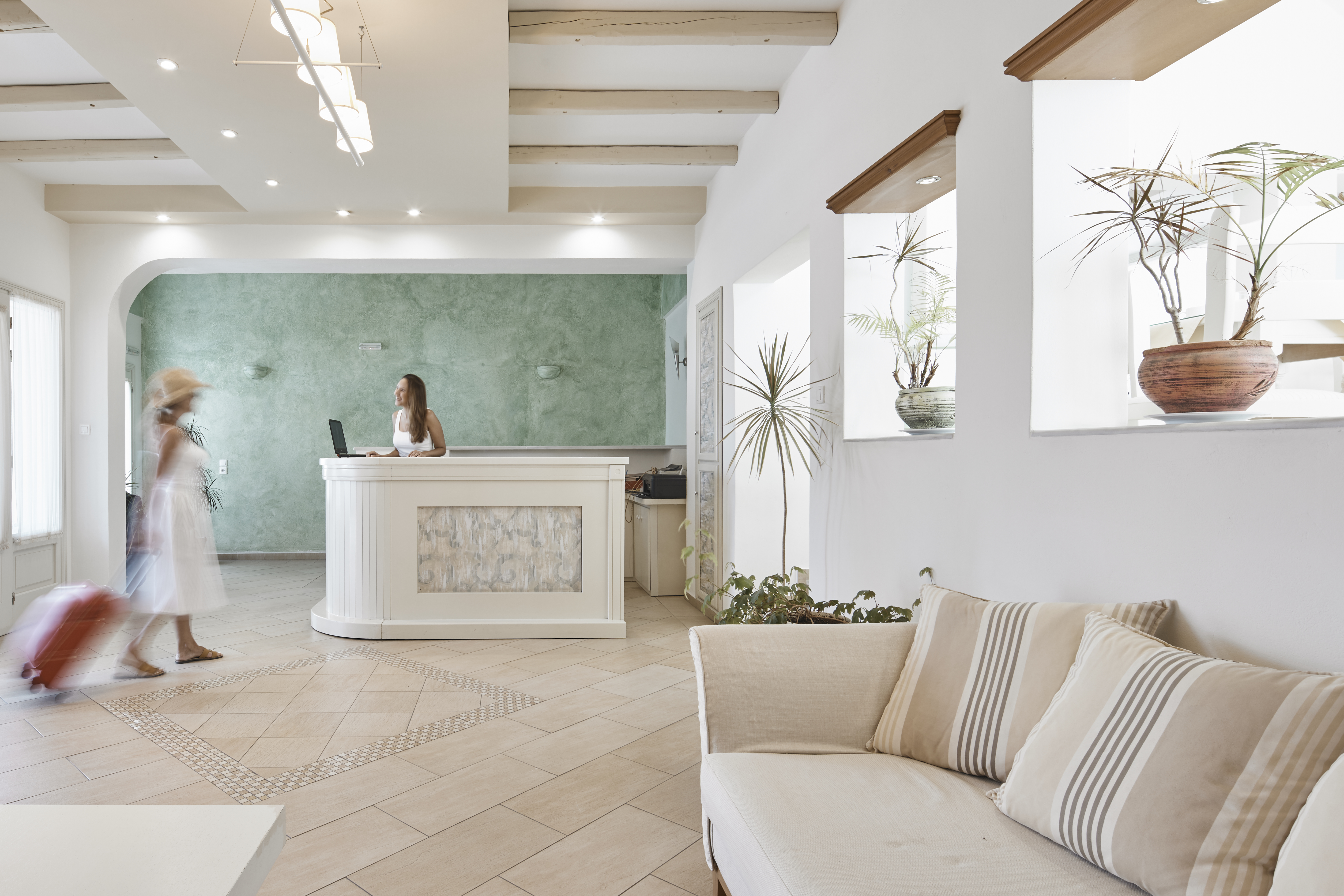 Nissos Thira Hotel