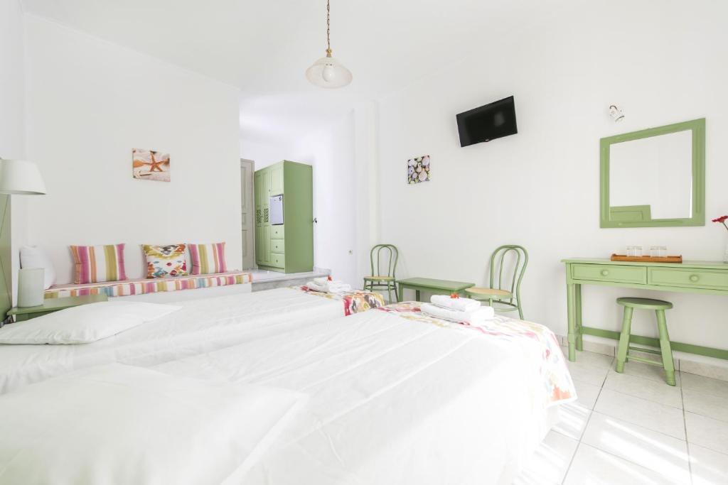 Nissos Thira Hotel