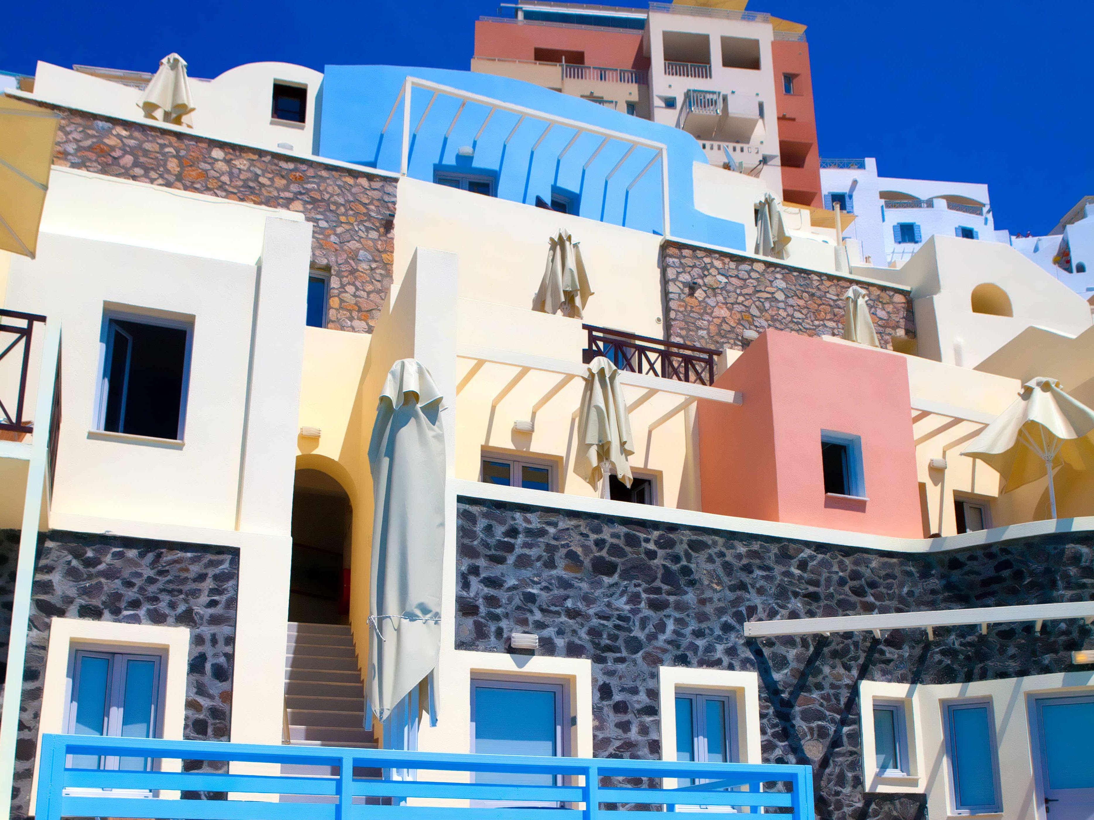 Panorama Studios & Suites