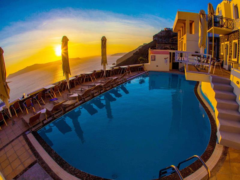 Panorama Studios & Suites