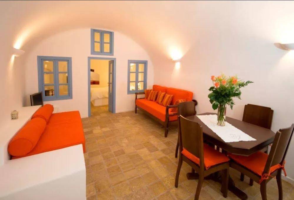 Pantelia Suites