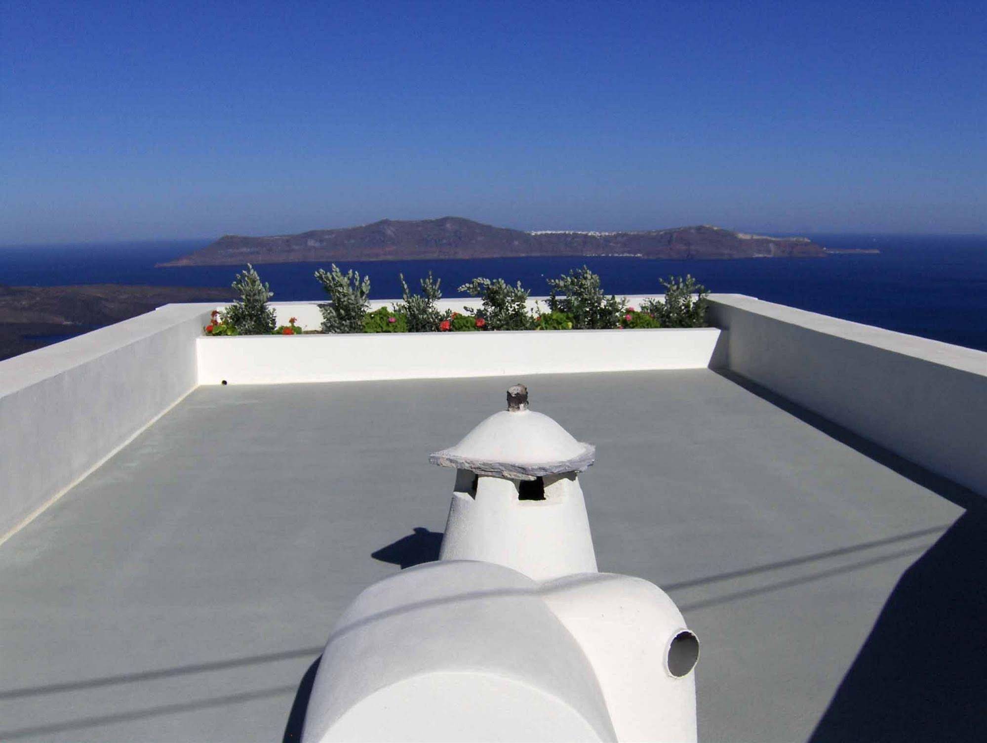 Pantelia Suites
