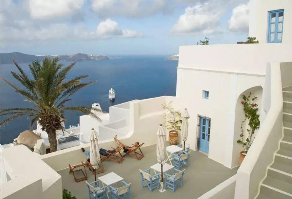 Pantelia Suites
