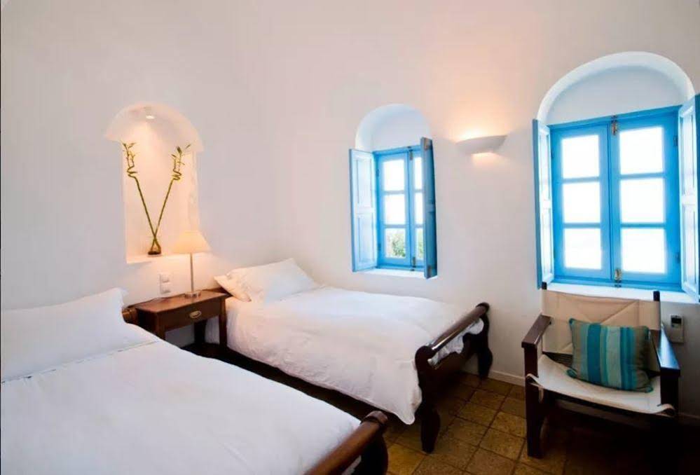 Pantelia Suites