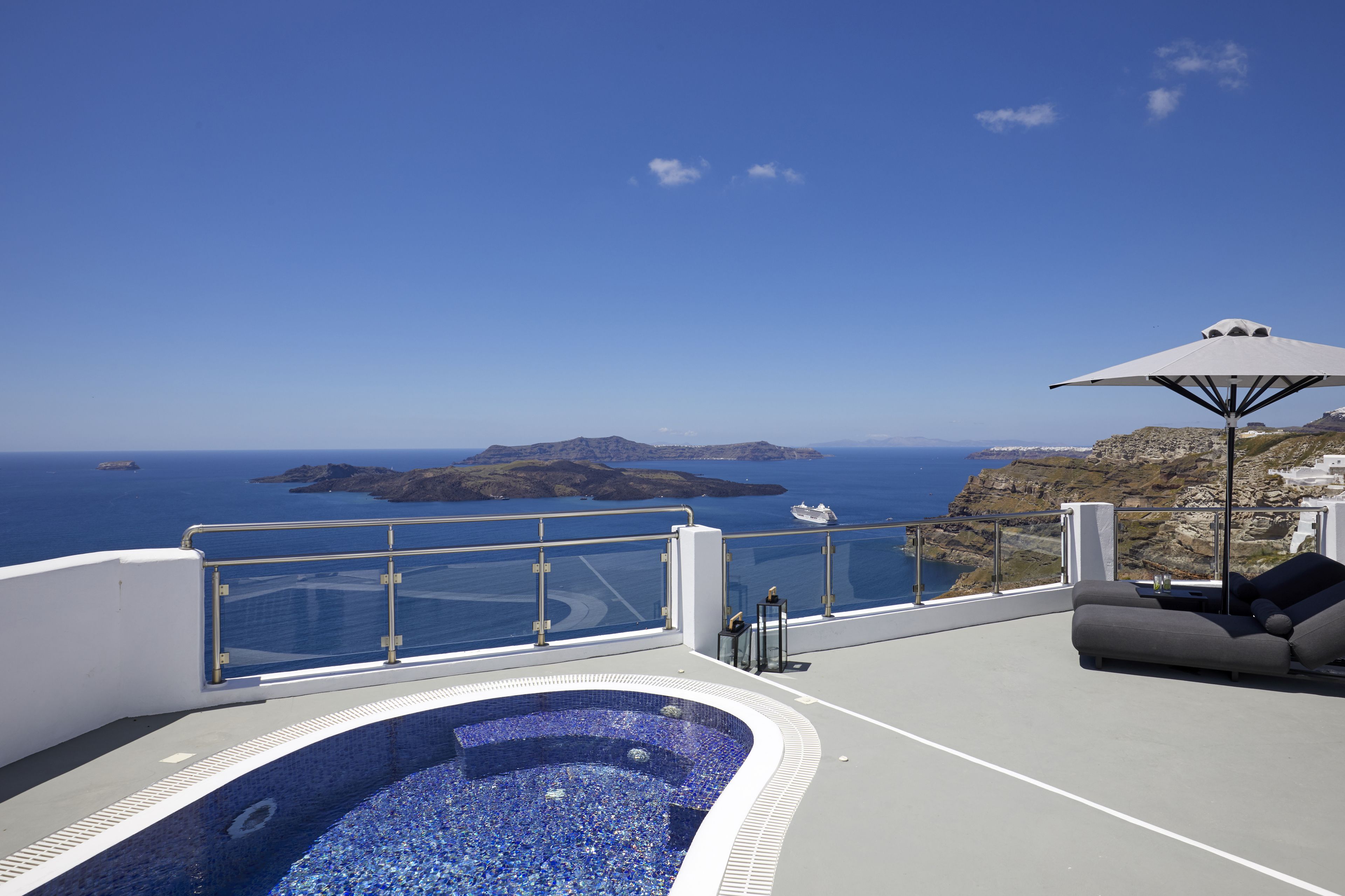 Petit Palace Suites
