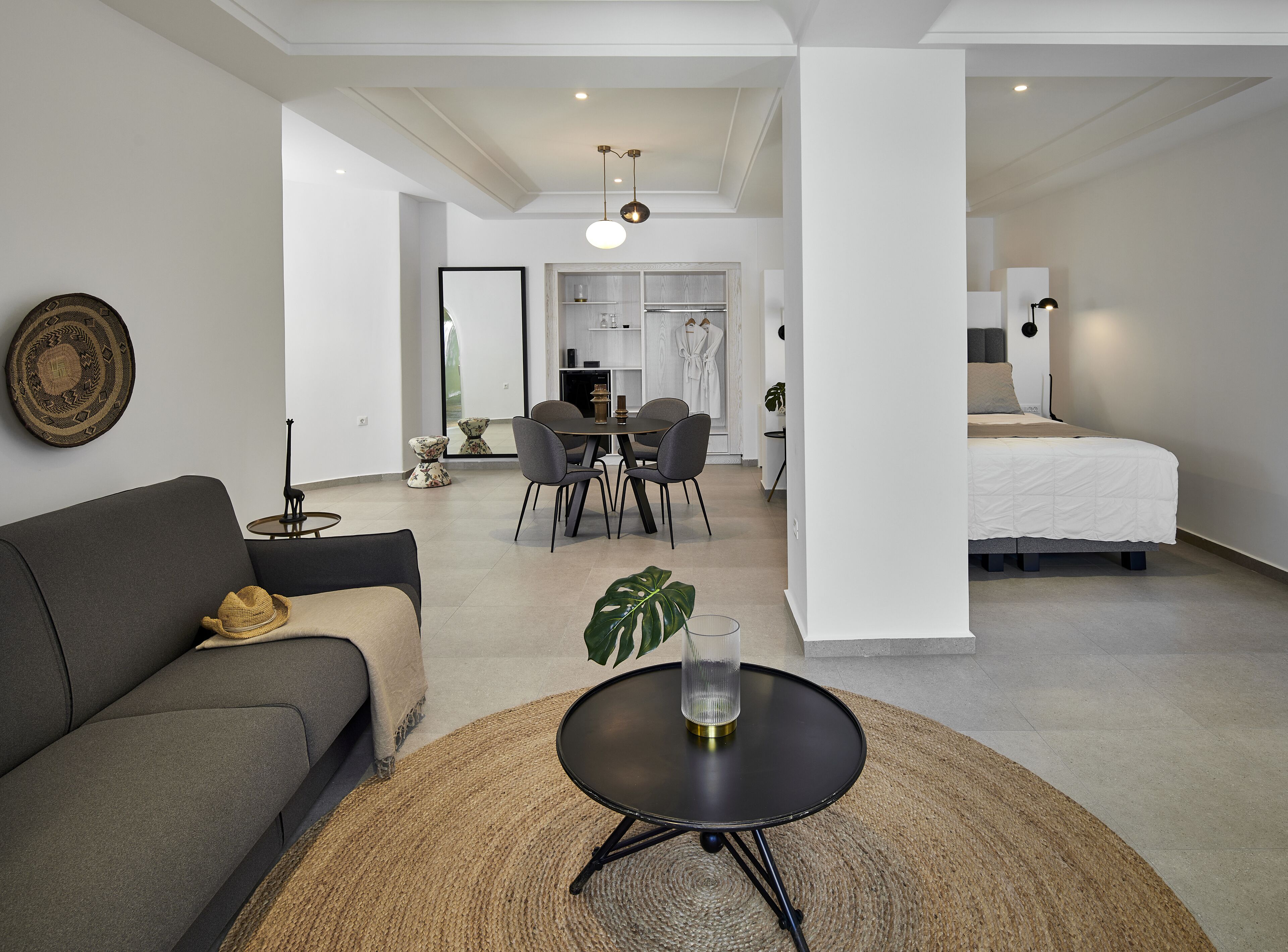 Petit Palace Suites