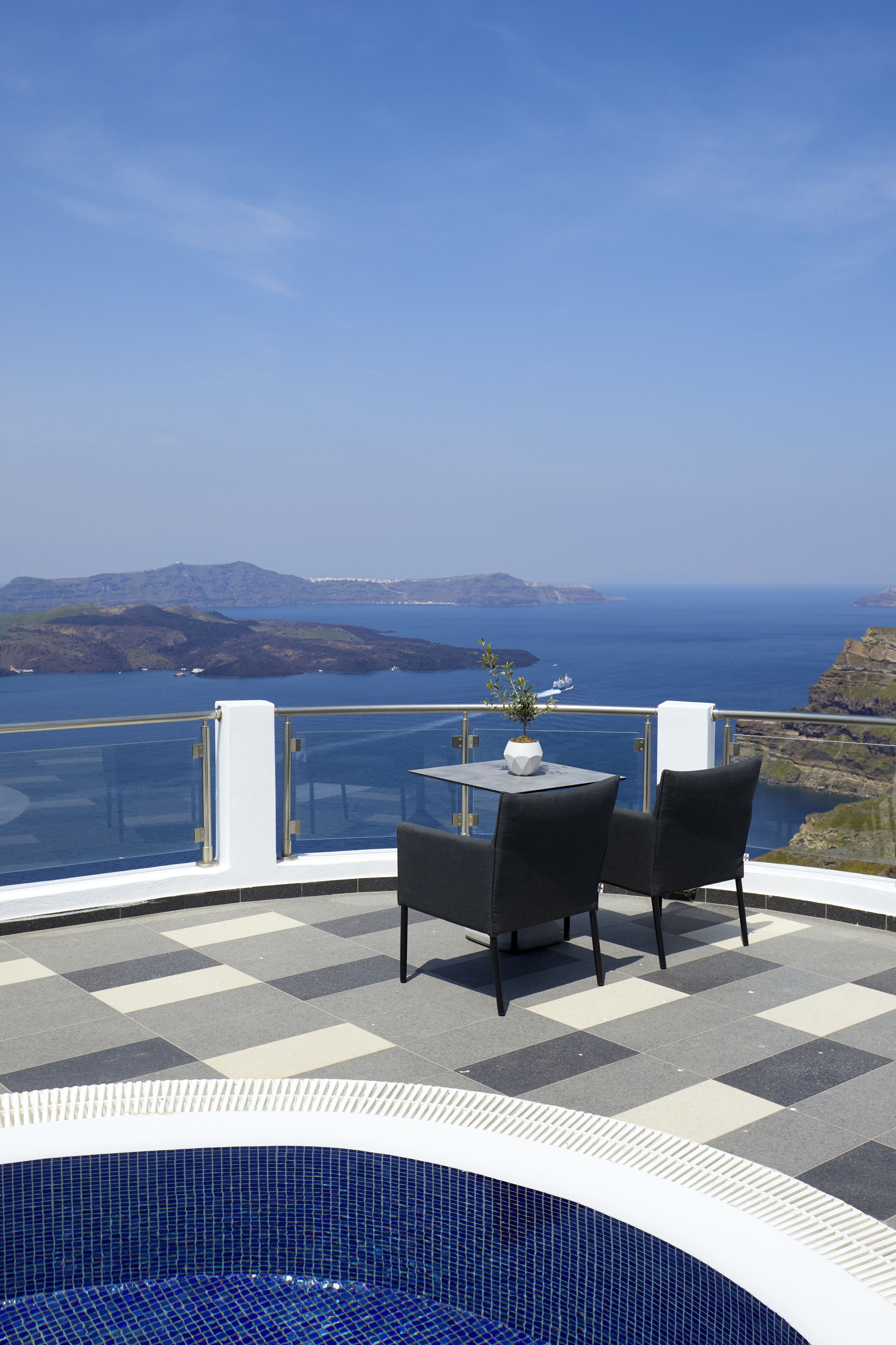 Petit Palace Suites