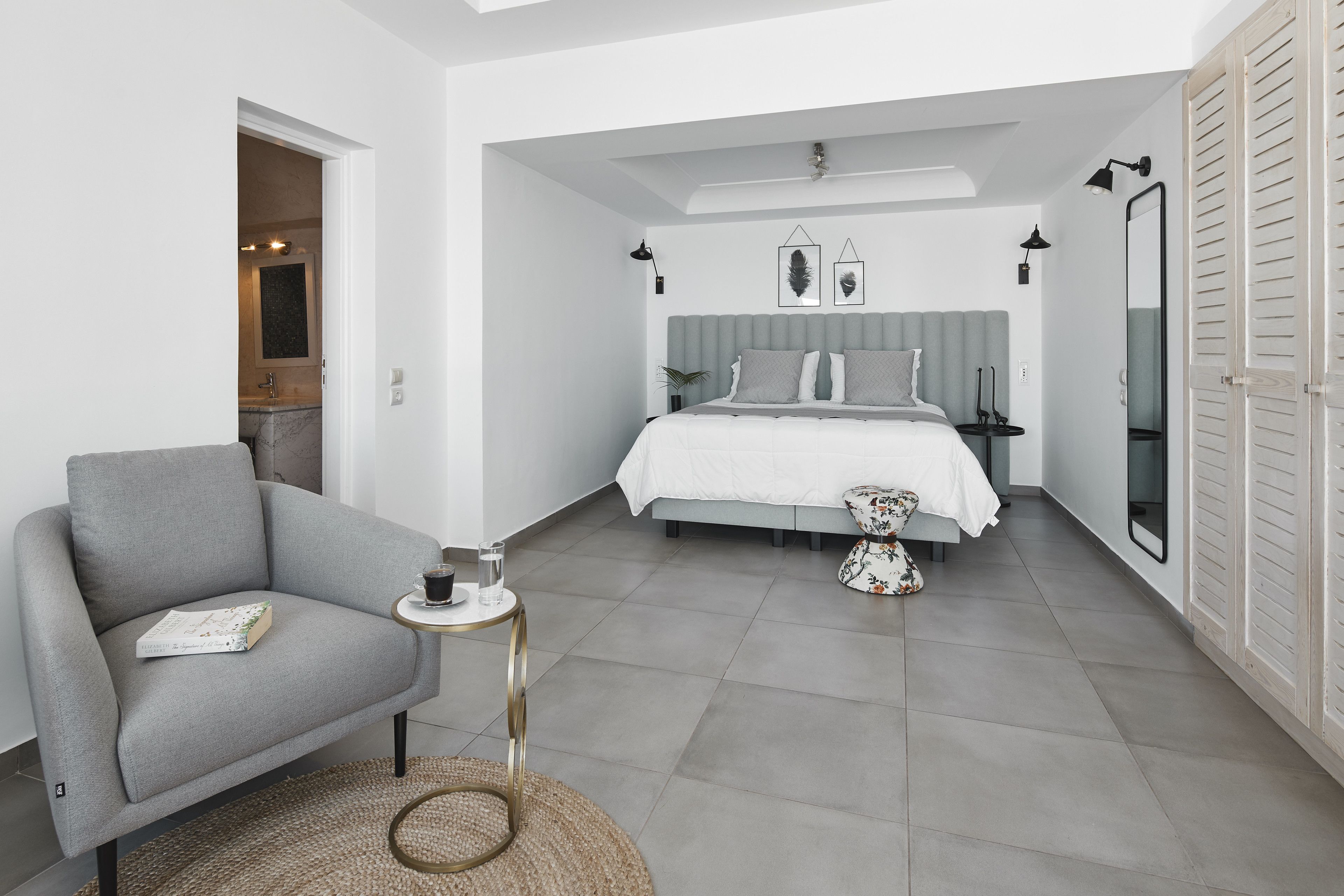 Petit Palace Suites