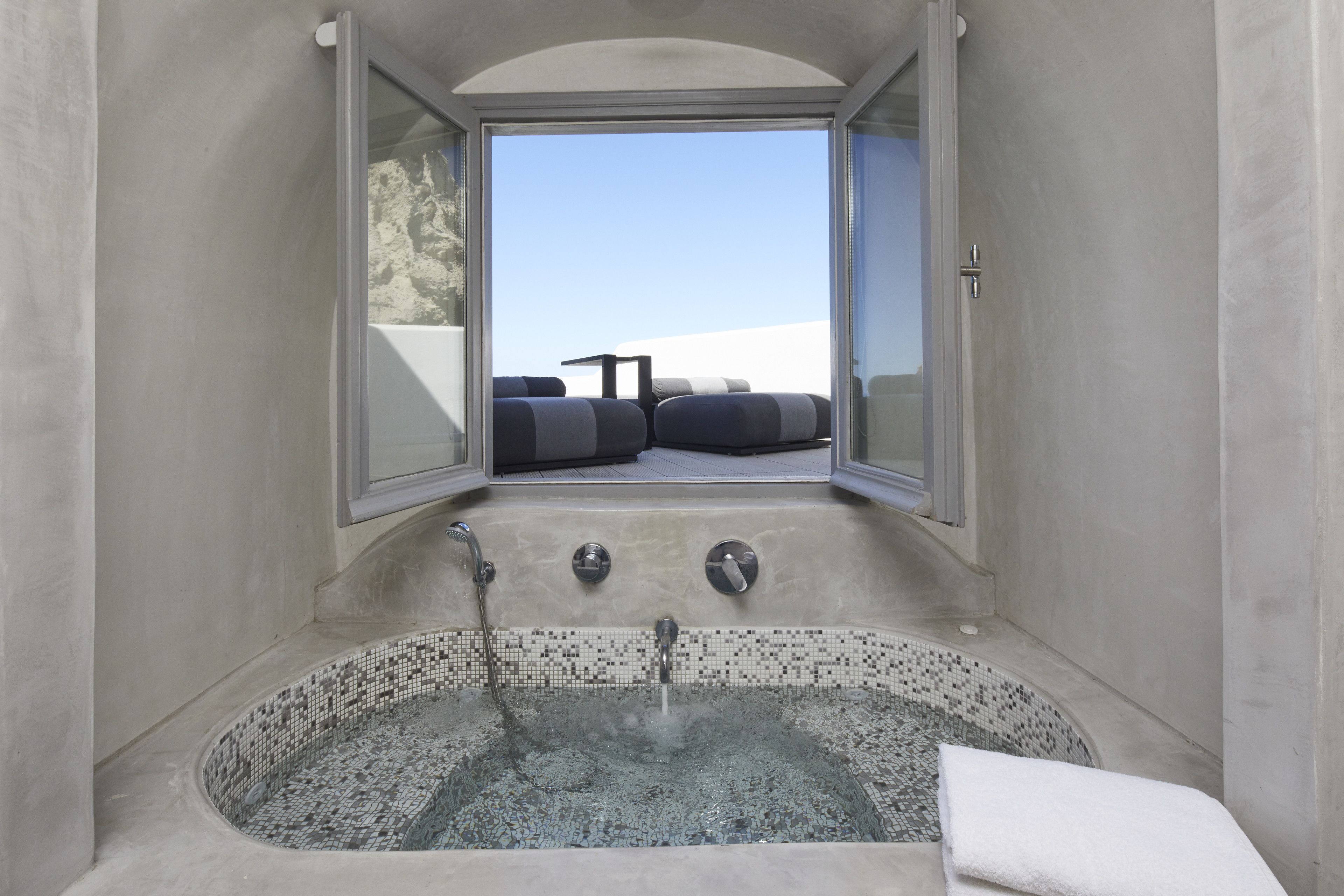 Petit Palace Suites