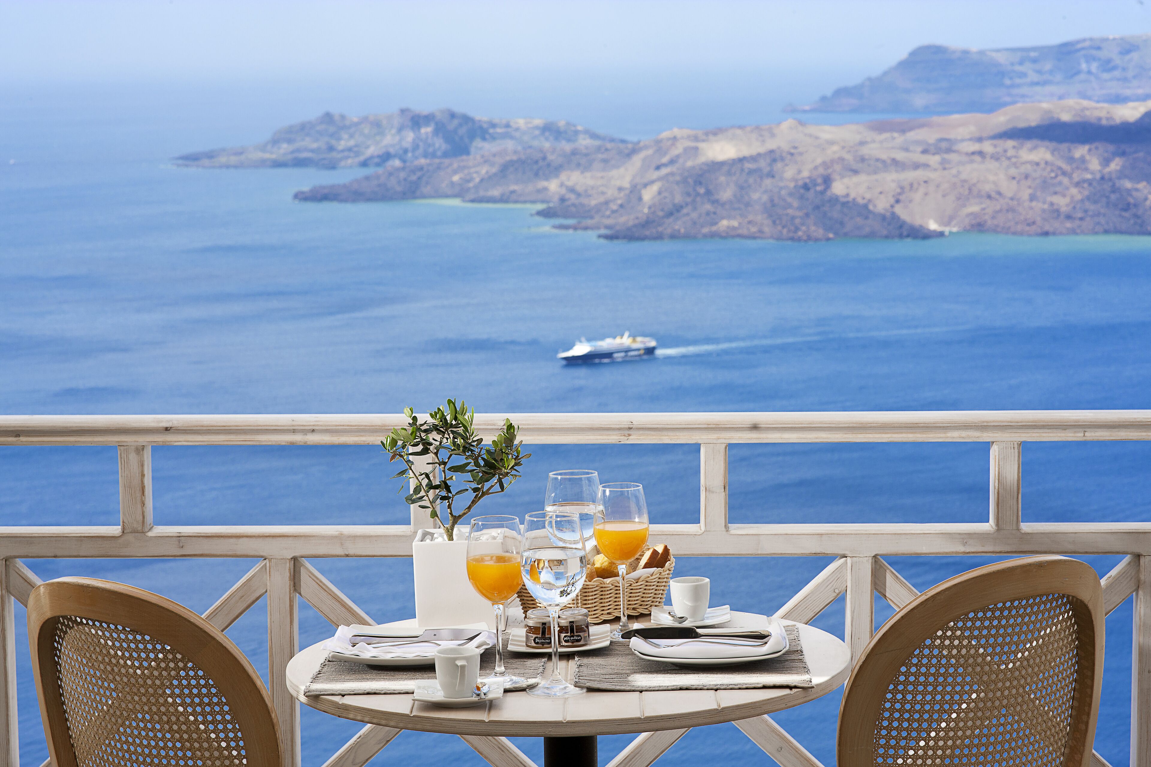 Petit Palace Suites