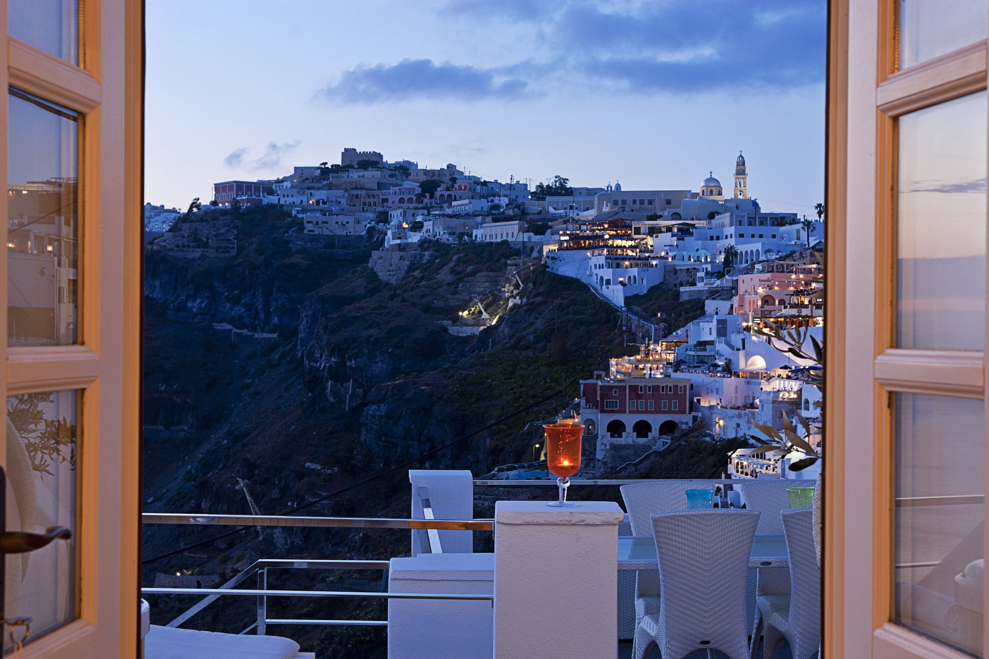 Thireas Hotel & Villas