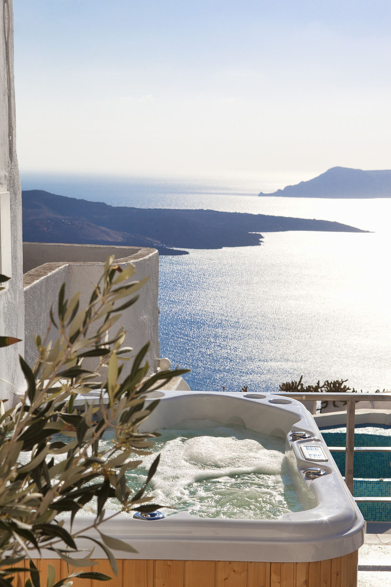 Thireas Hotel & Villas