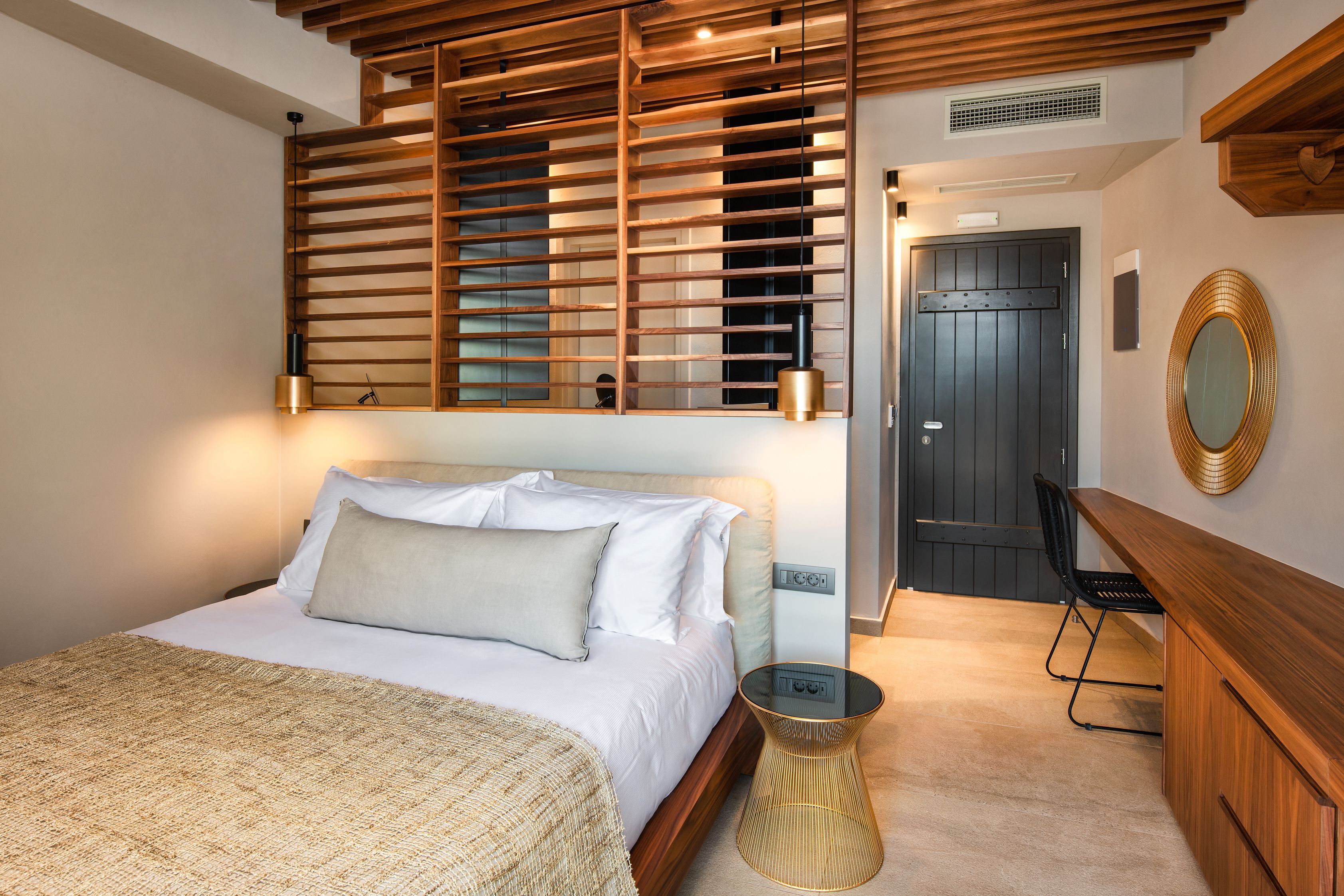 Uma Ray Suites