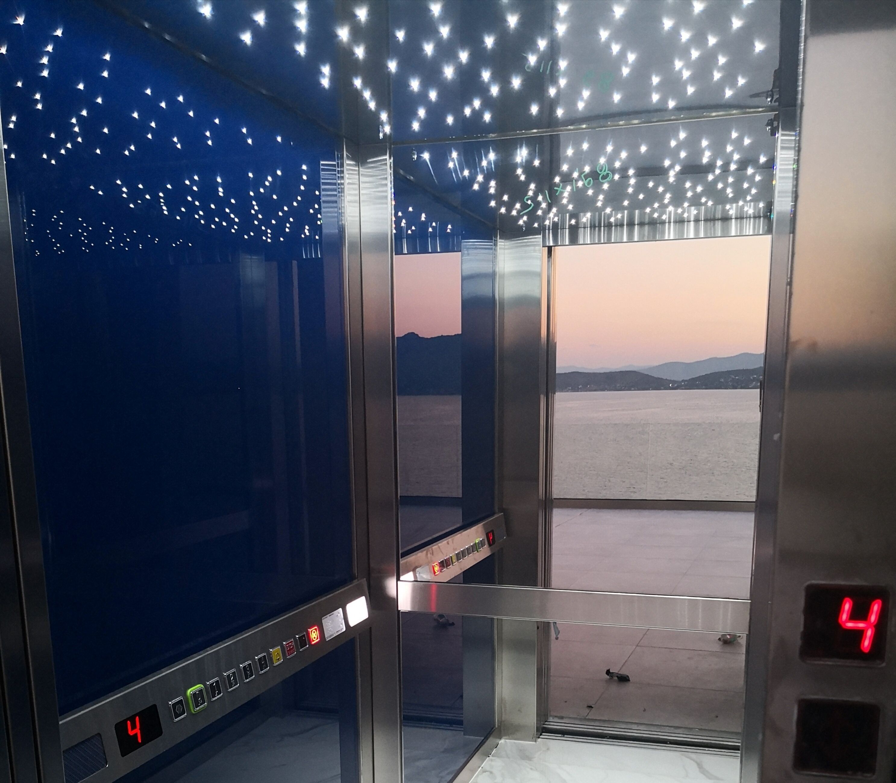 Aianteion Bay Luxury Hotel & Suites