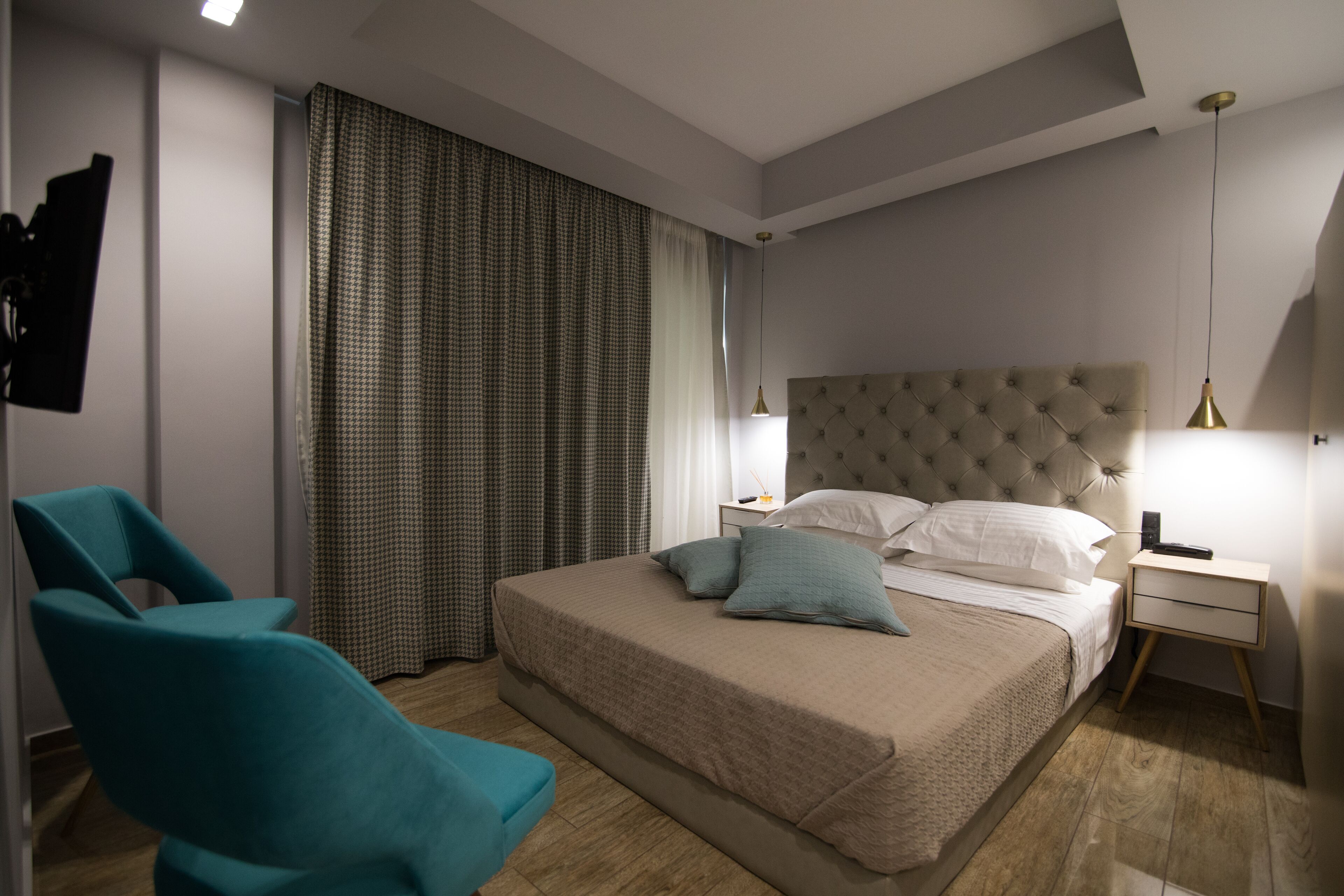Aianteion Bay Luxury Hotel & Suites