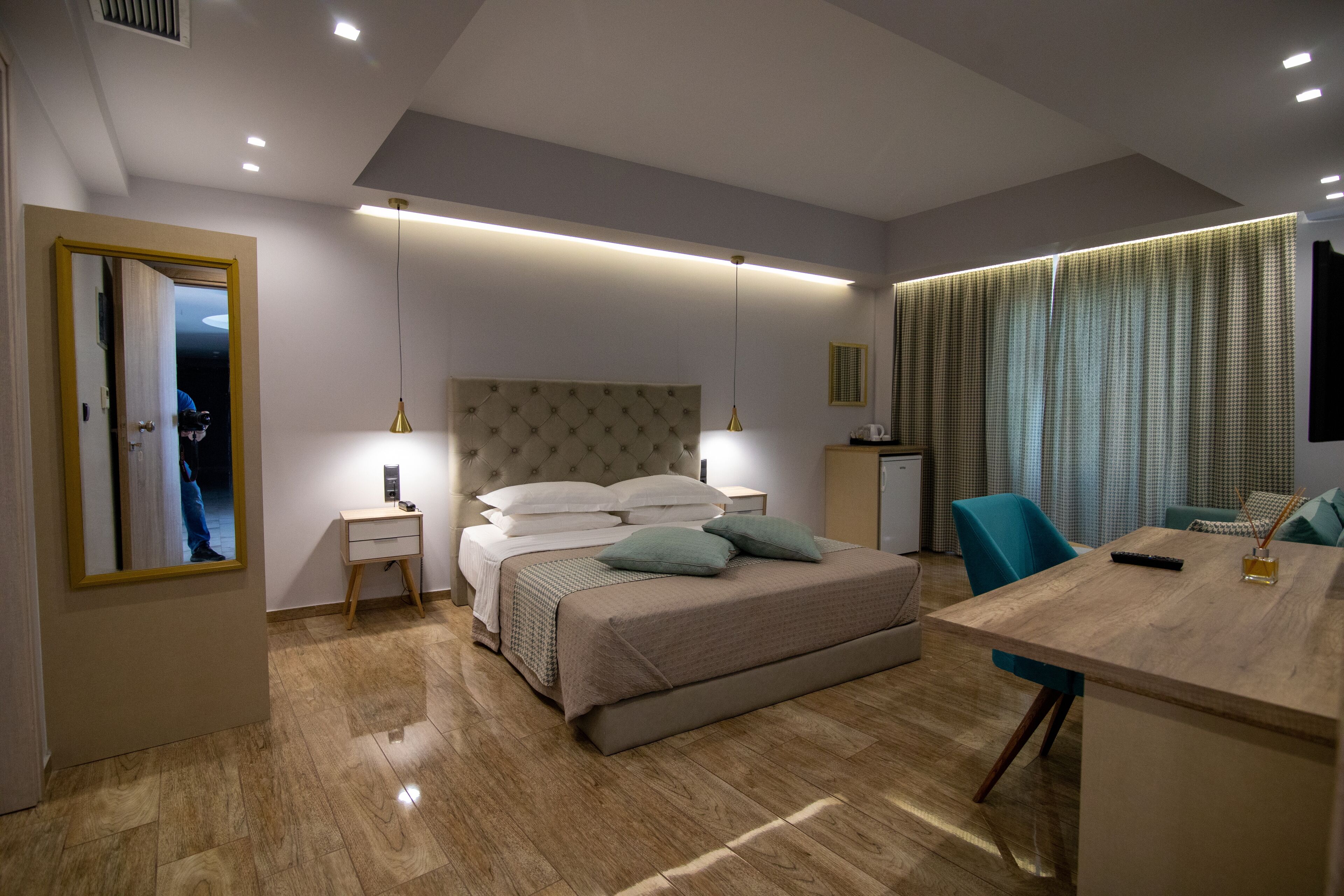 Aianteion Bay Luxury Hotel & Suites