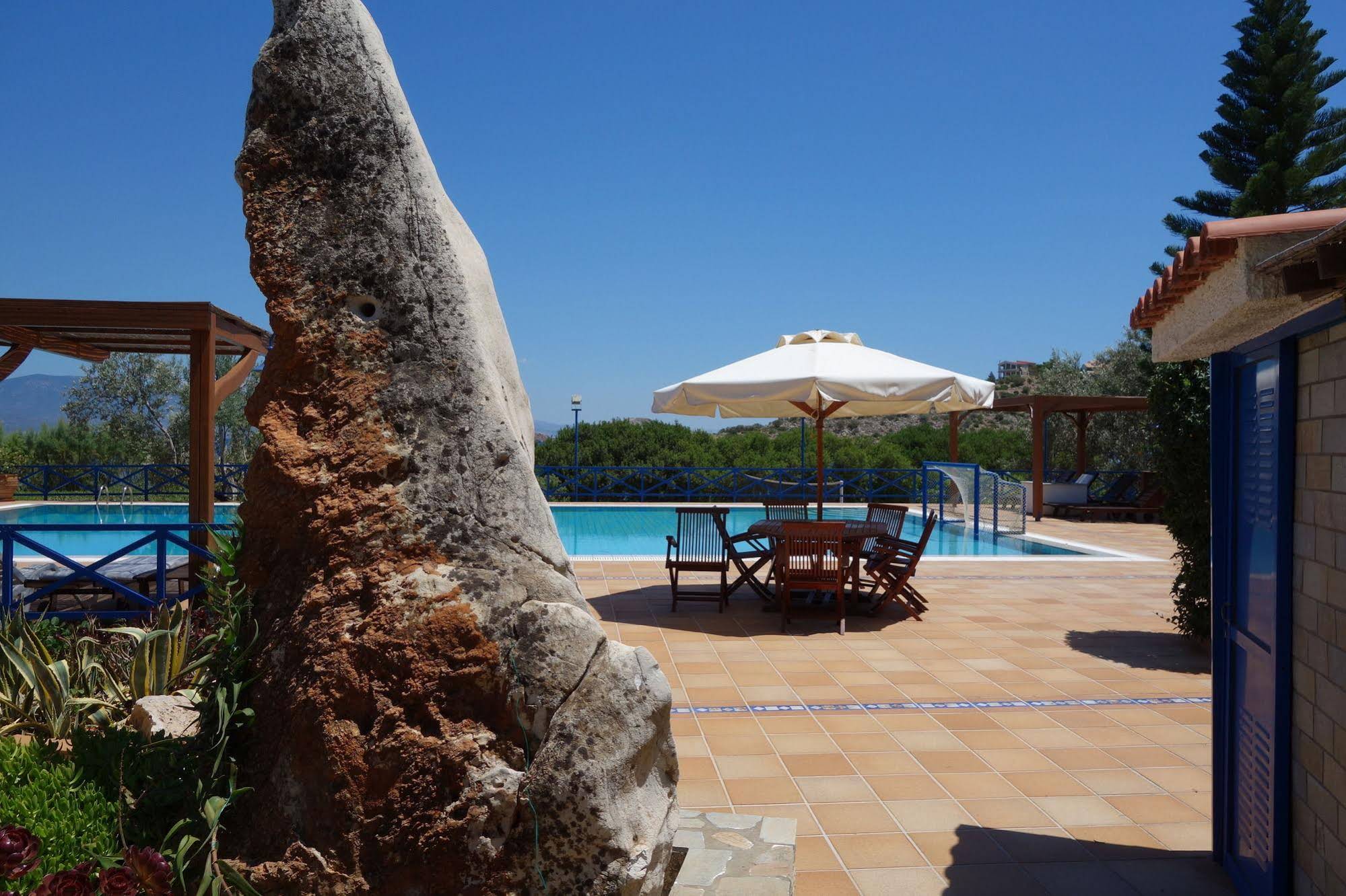 Saronikos Residences