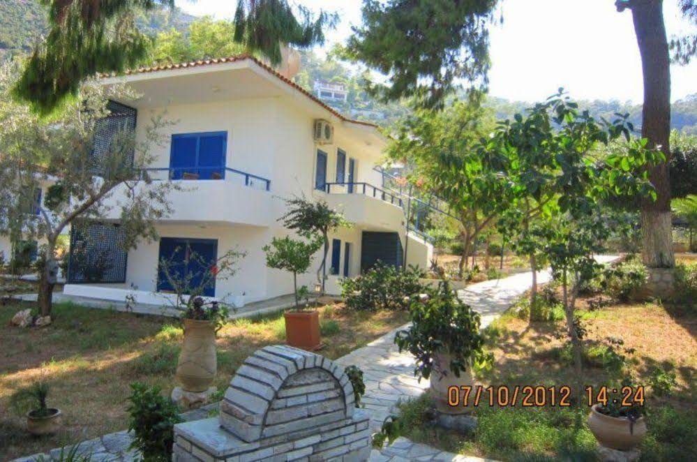 Saronikos Residences