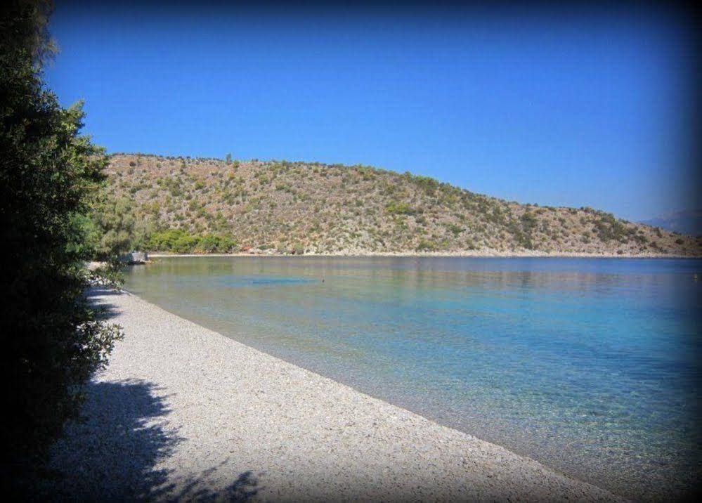 Saronikos Residences