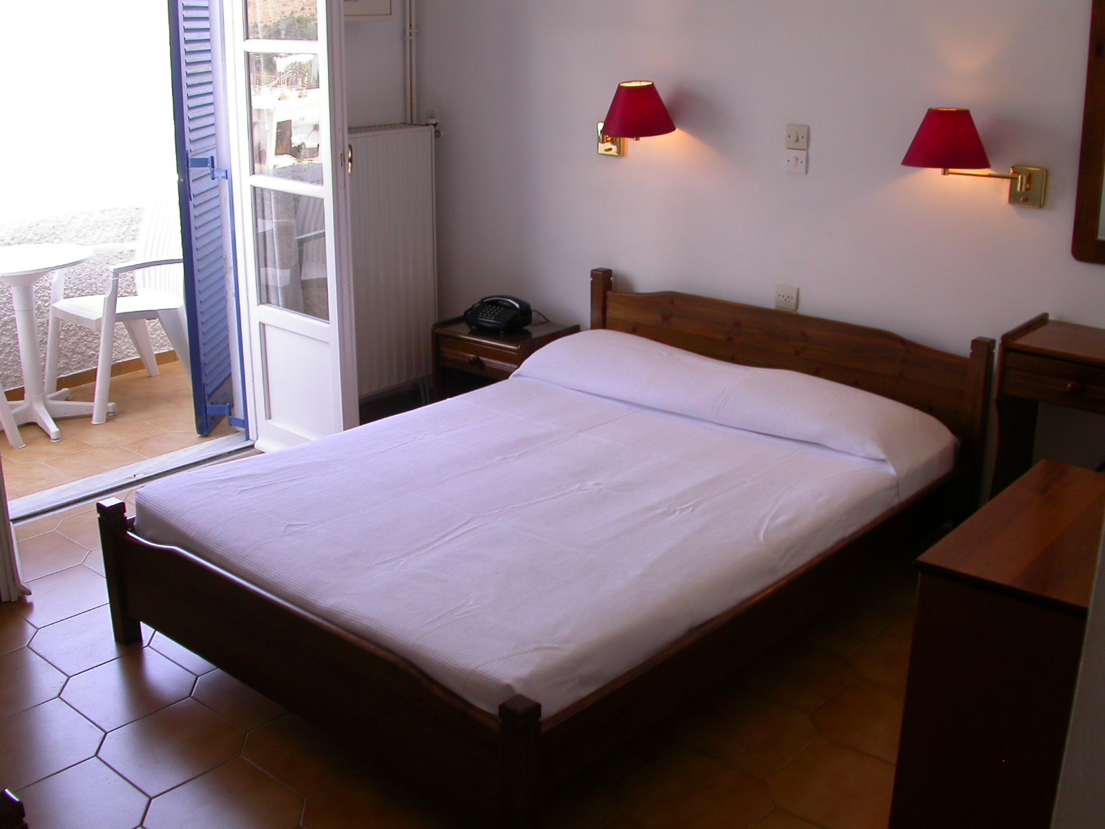 Naias Hotel