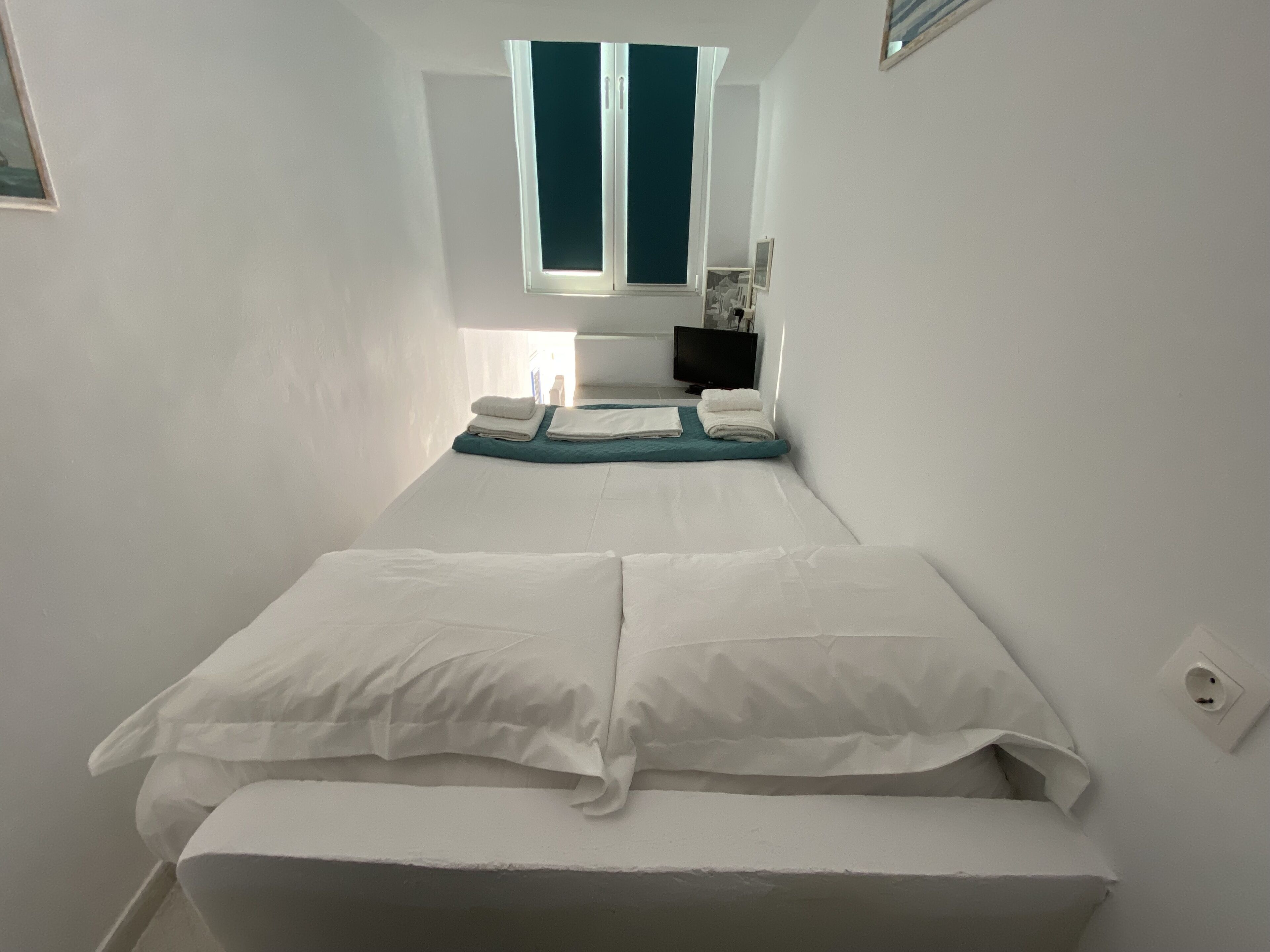 S&K Traditional Cycladic House Serifos