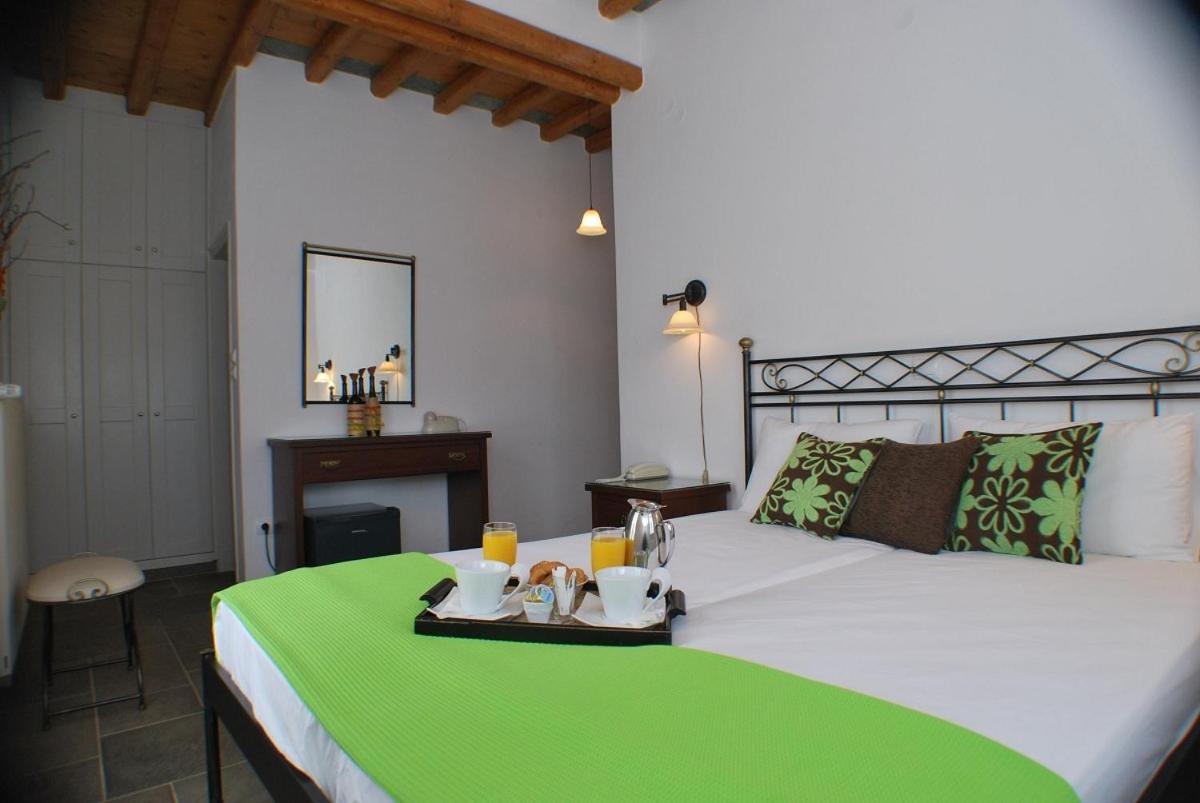 Myrto Hotel & Bungalows