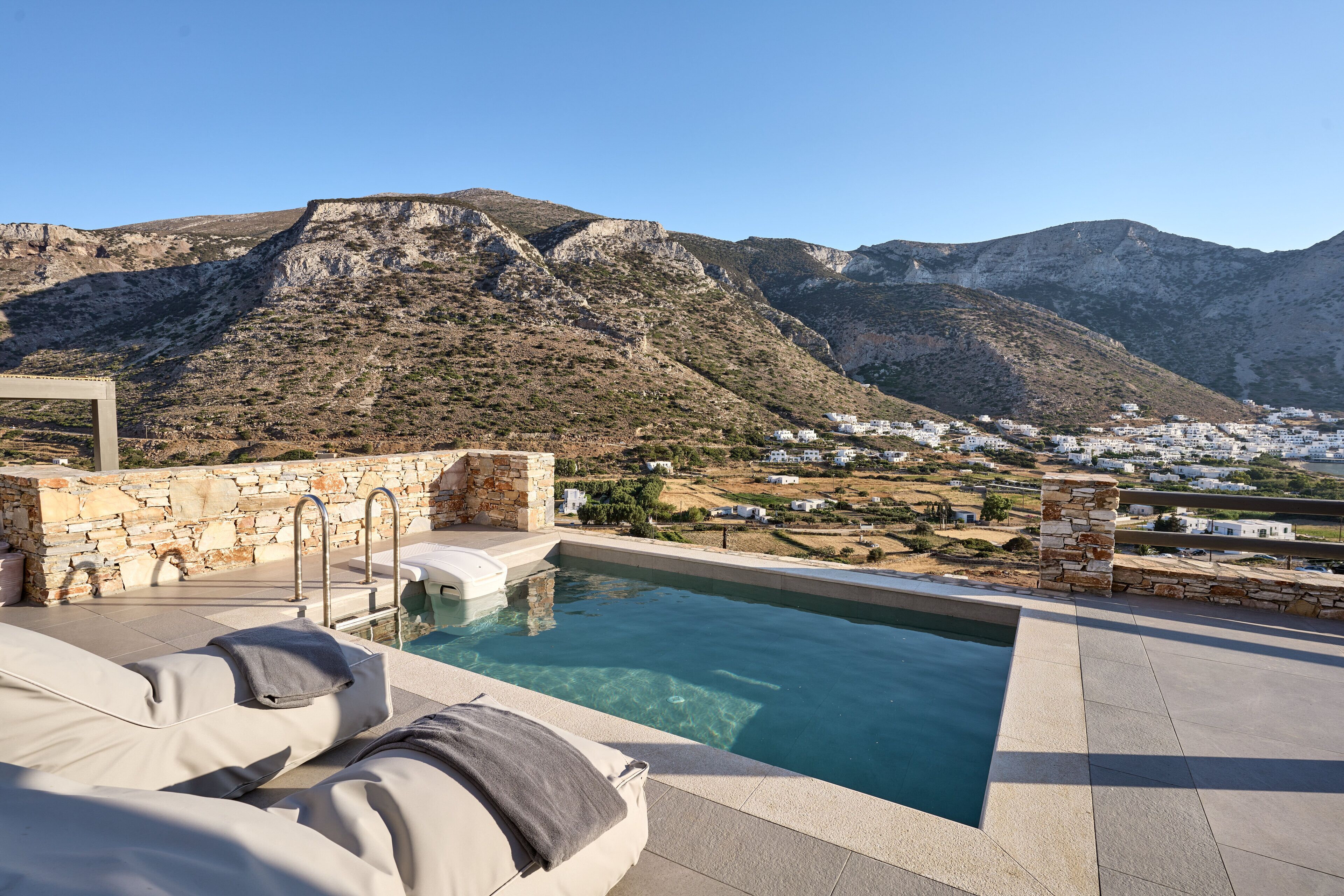 Voya Suites Sifnos
