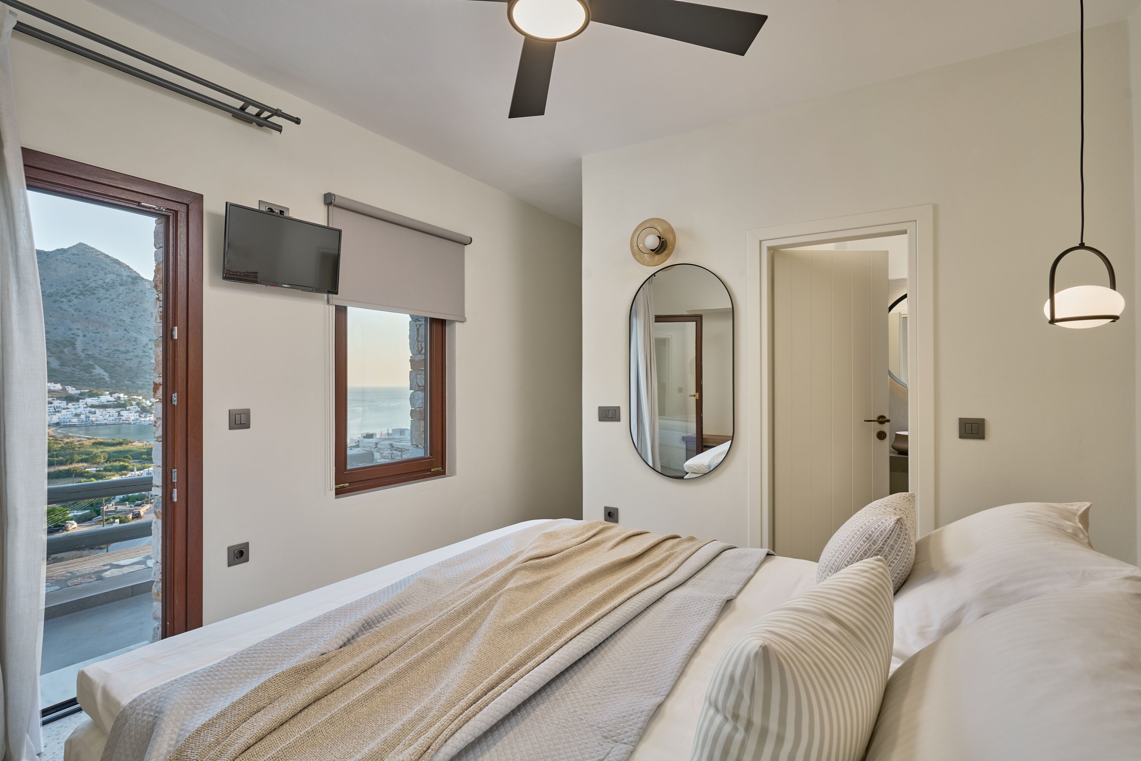 Voya Suites Sifnos
