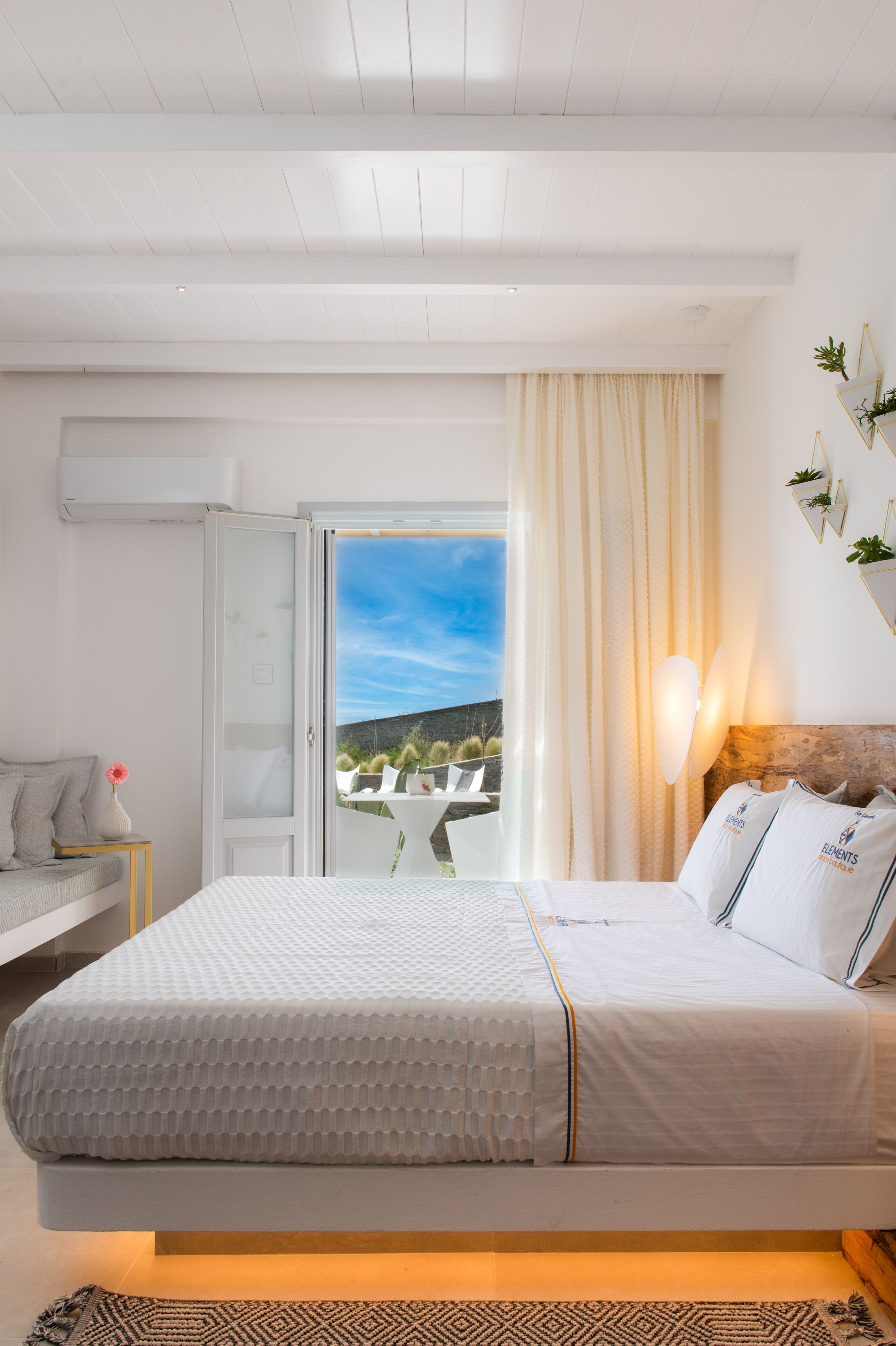 Elements Sifnos Boutique
