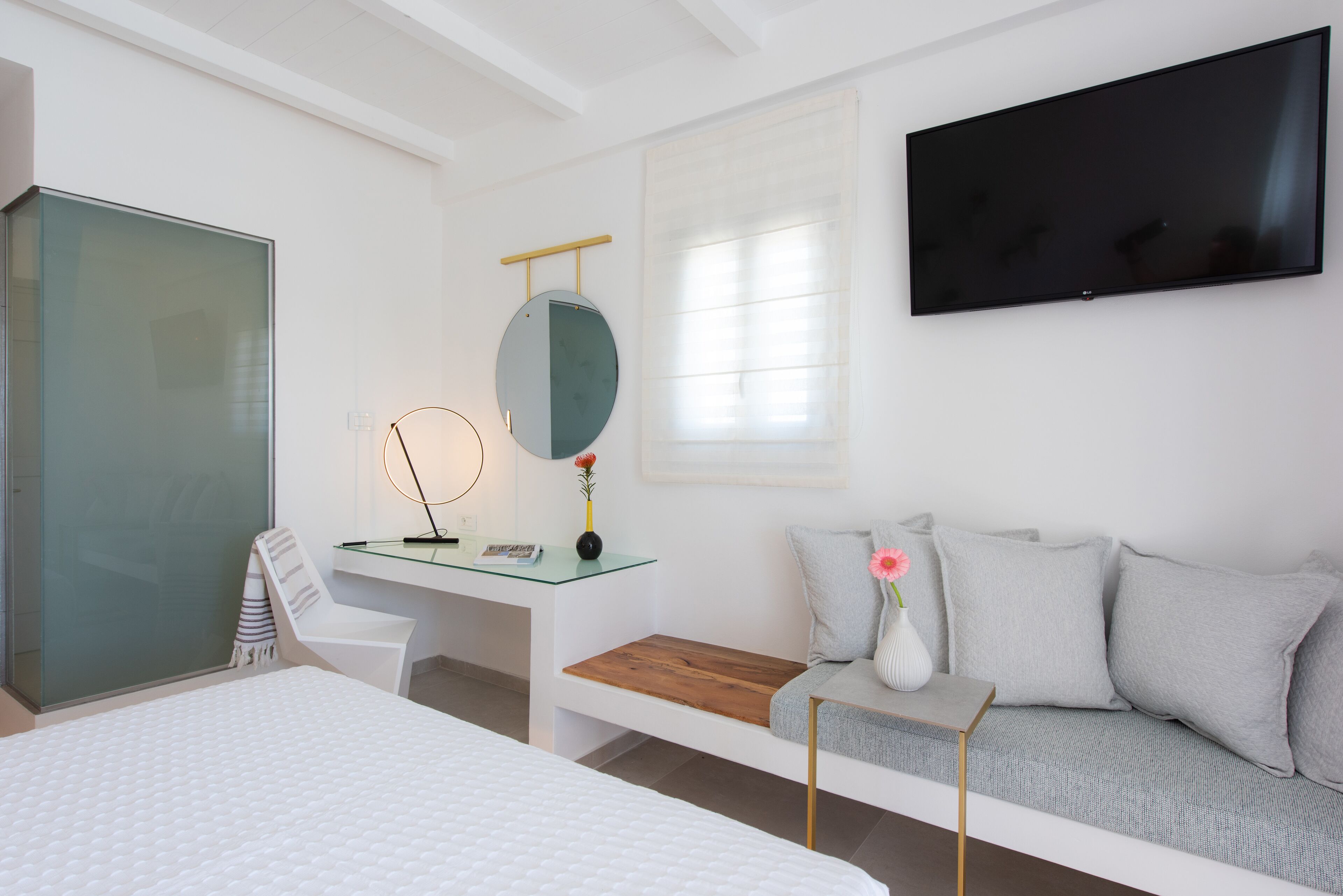 Elements Sifnos Boutique