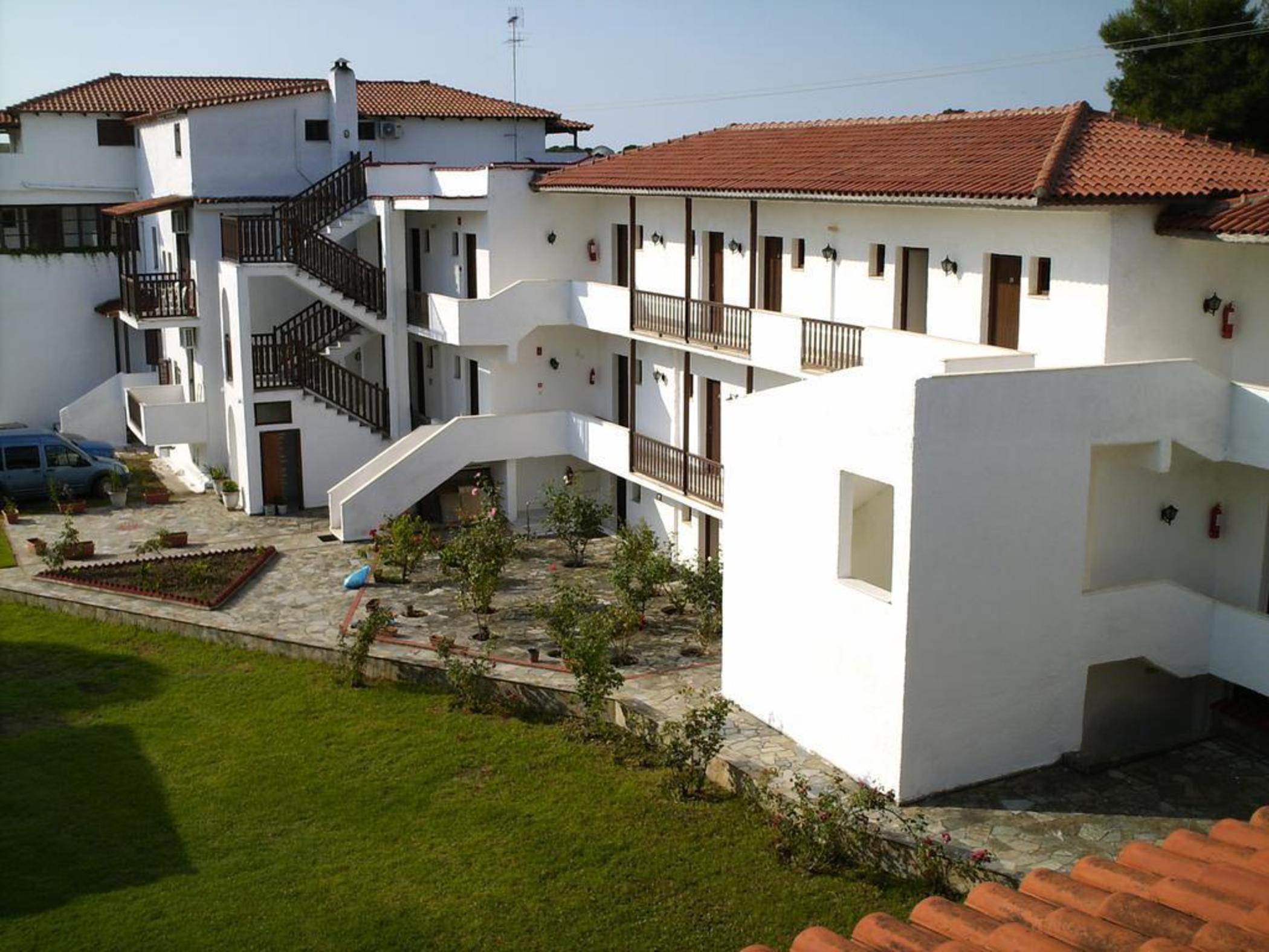 Koukounaries Beach Hotel