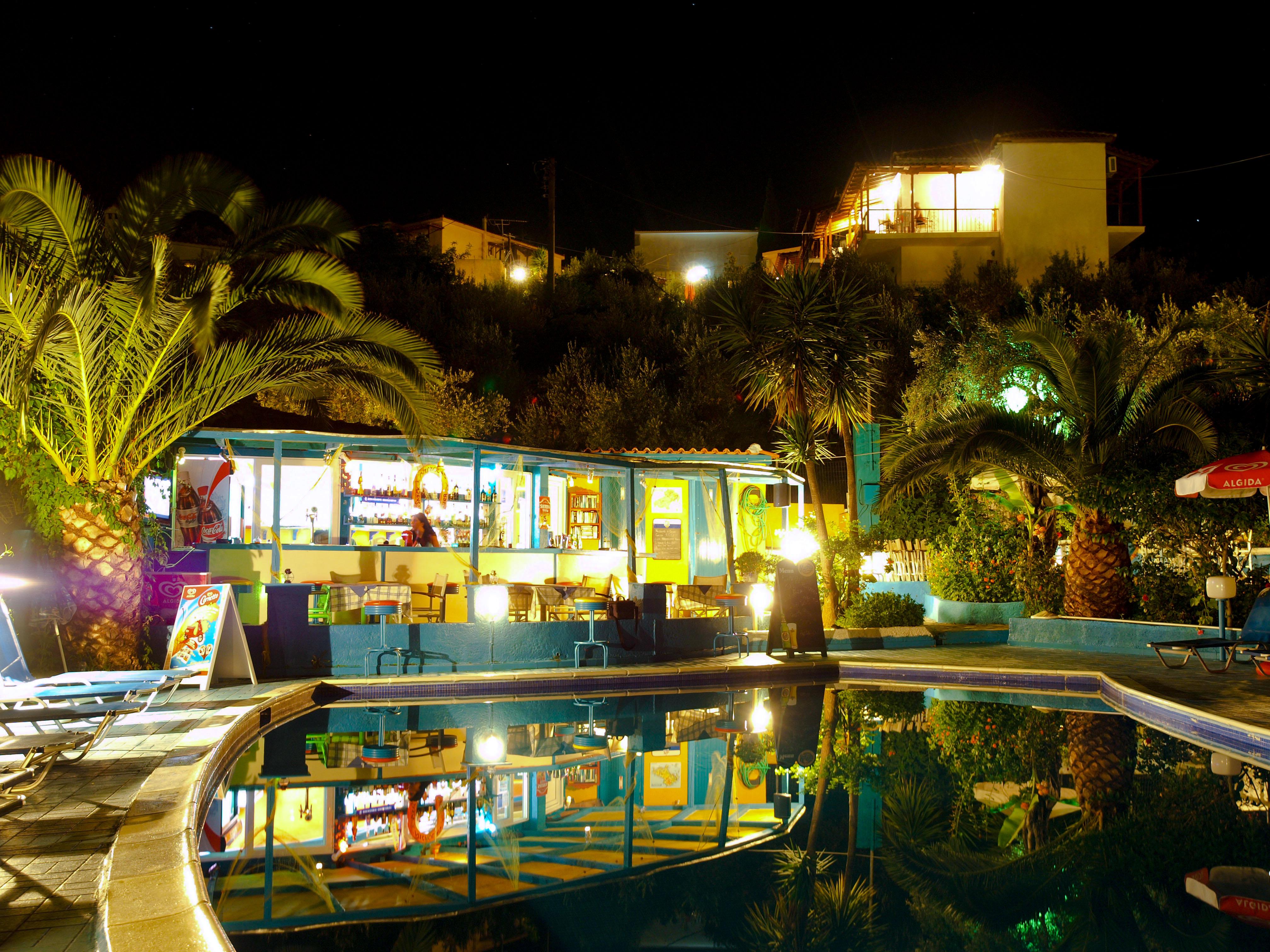 Nicholas Studios & Apartments